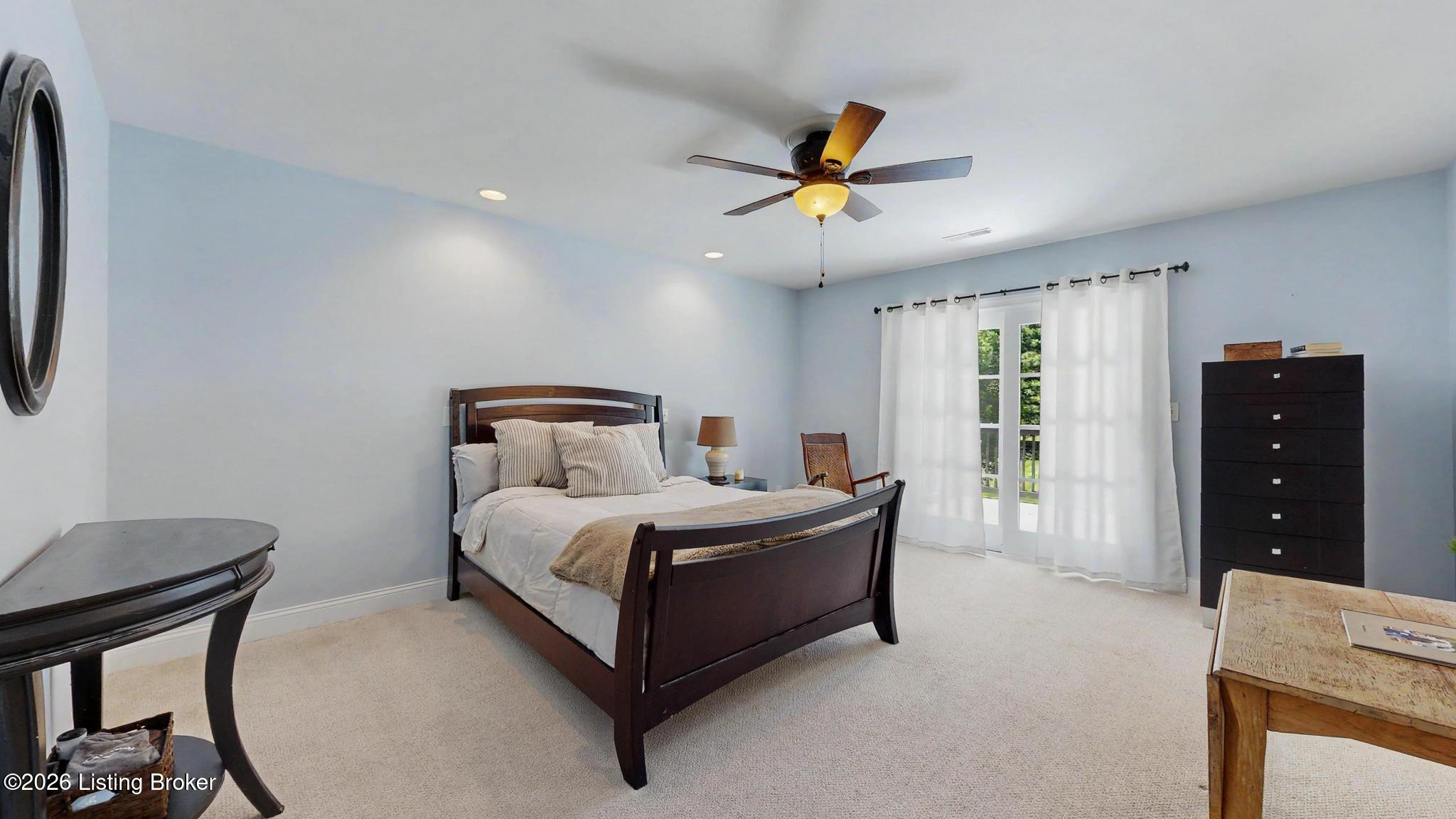 12407 Lucas Ln