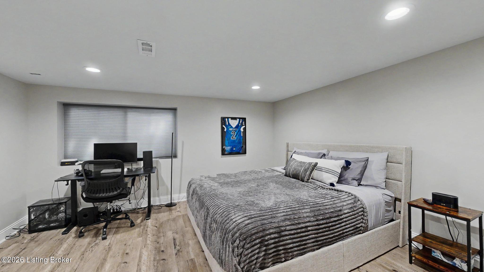 12407 Lucas Ln
