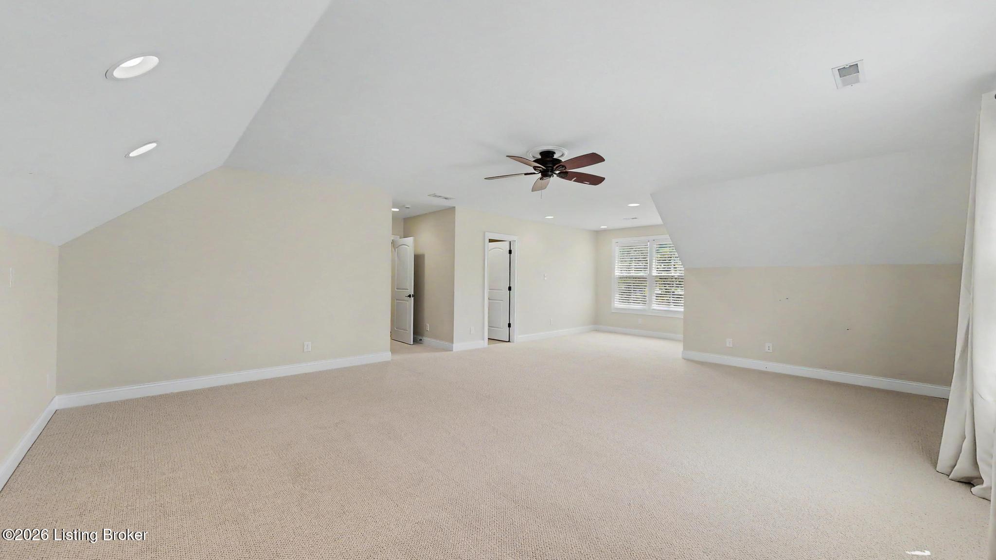 12407 Lucas Ln