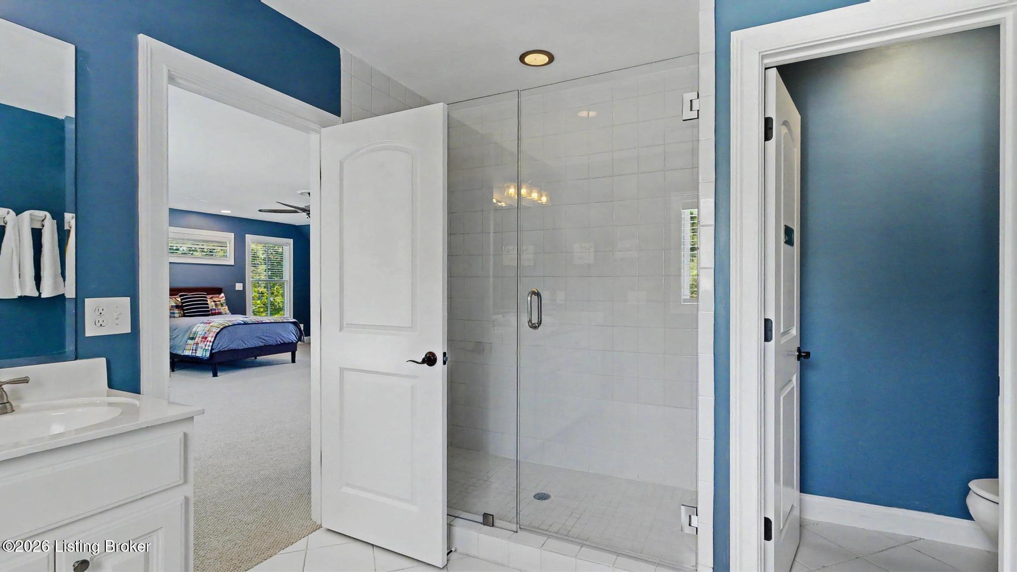 12407 Lucas Ln