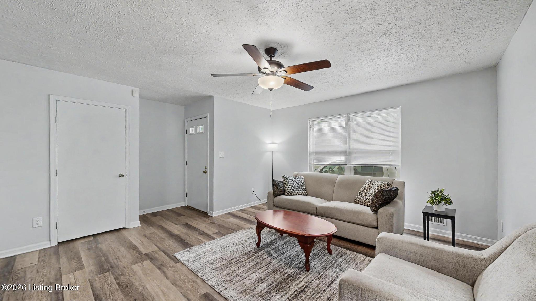 4204 Glen Hill Manor Dr