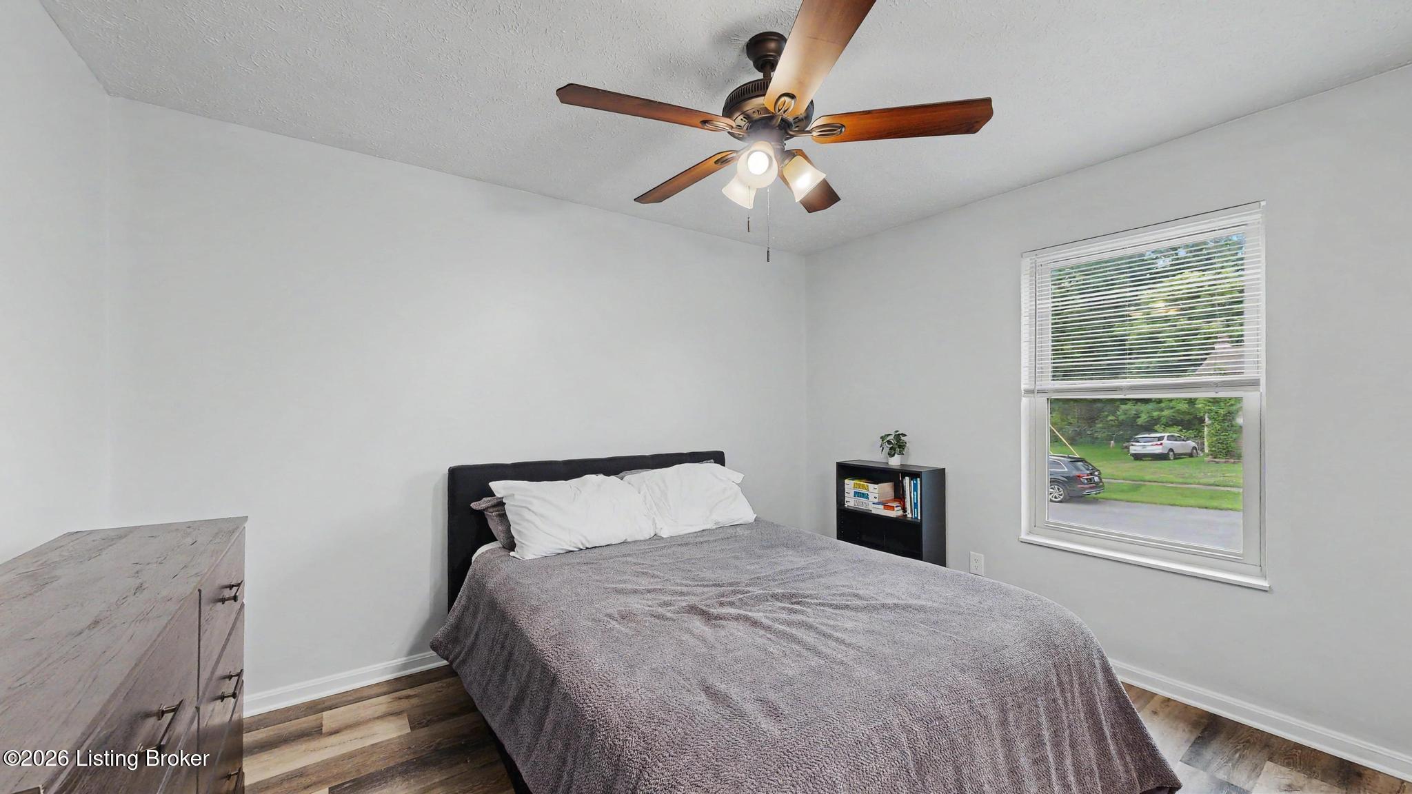4204 Glen Hill Manor Dr