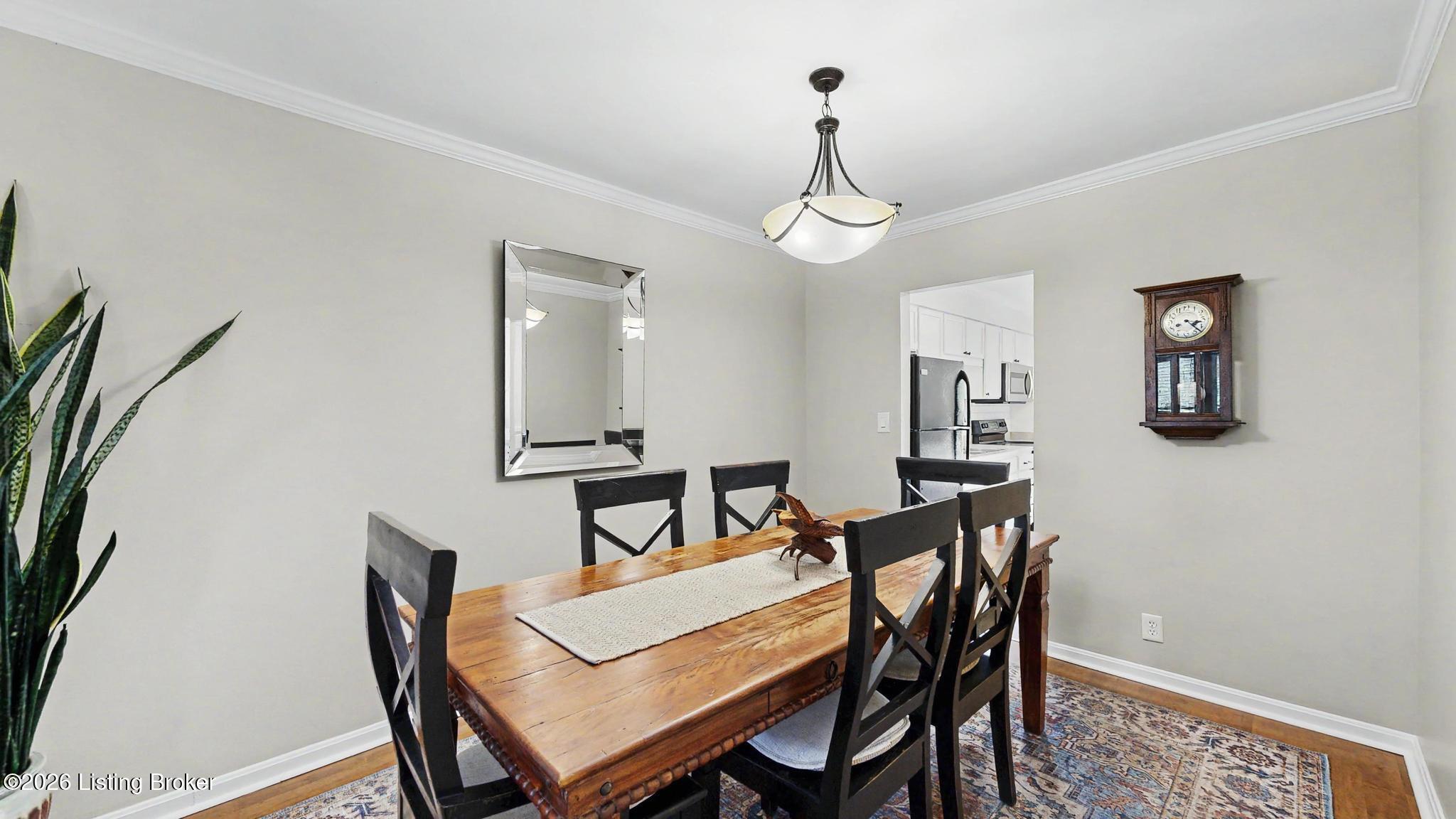 2713 Langdon Dr