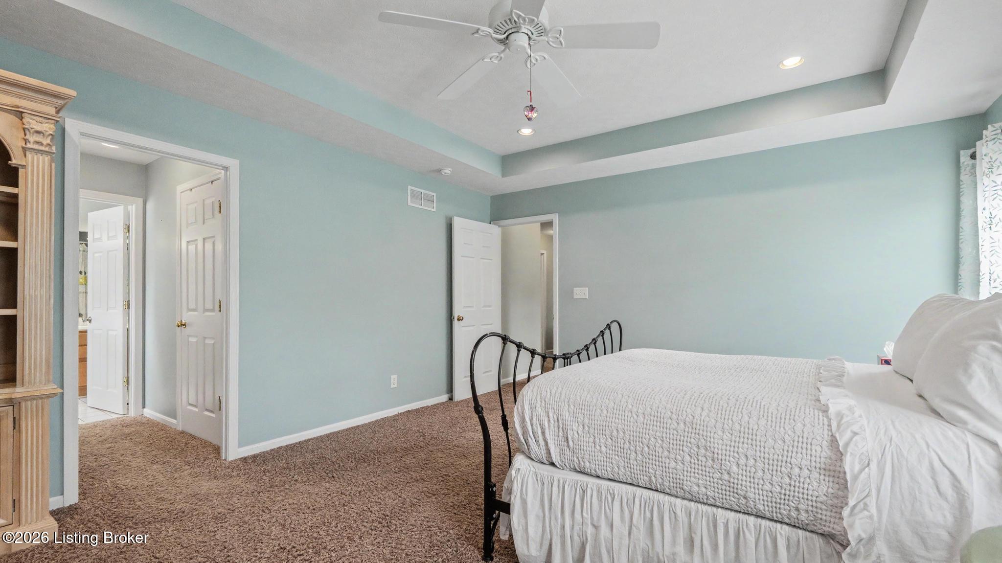 6216 Sweetbay Dr