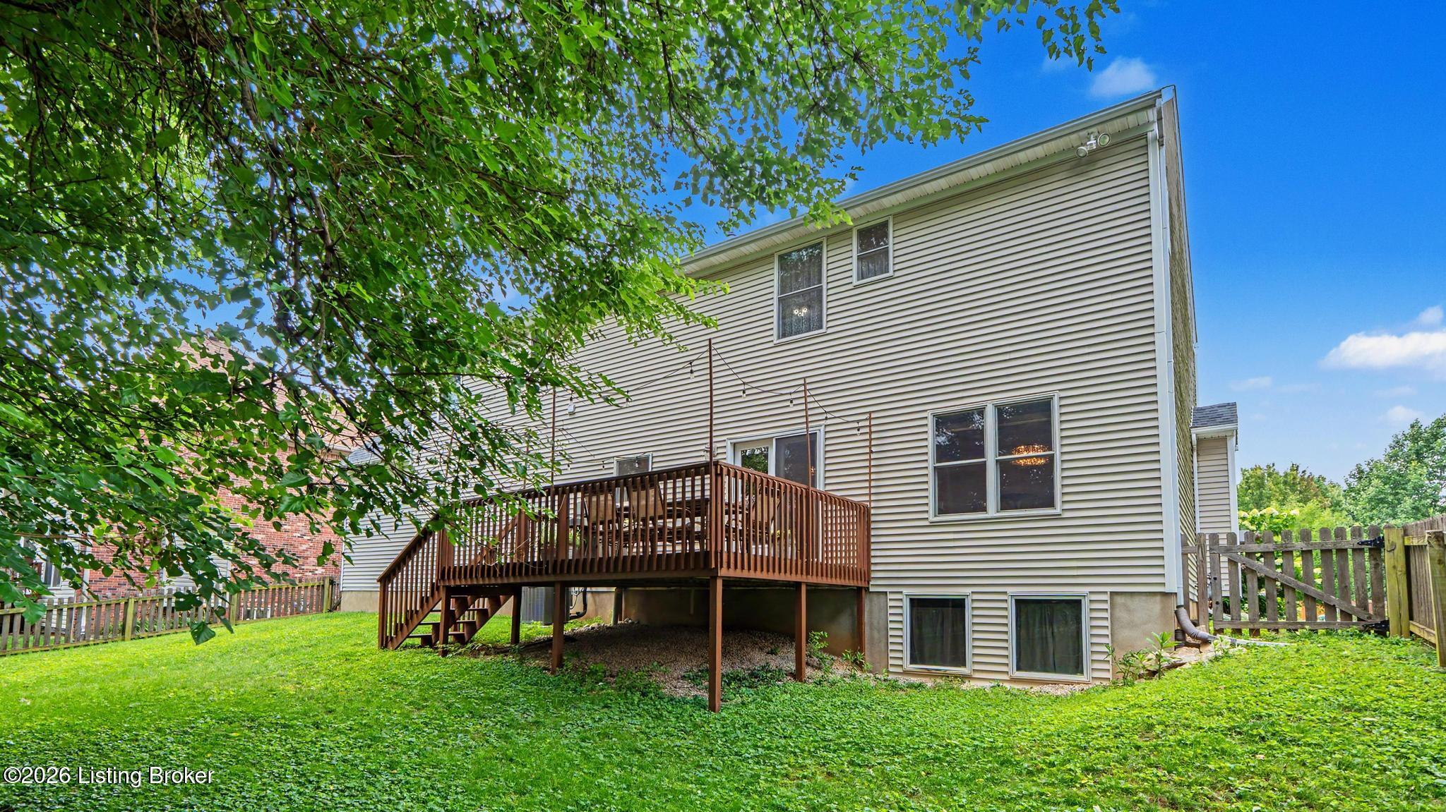 6216 Sweetbay Dr