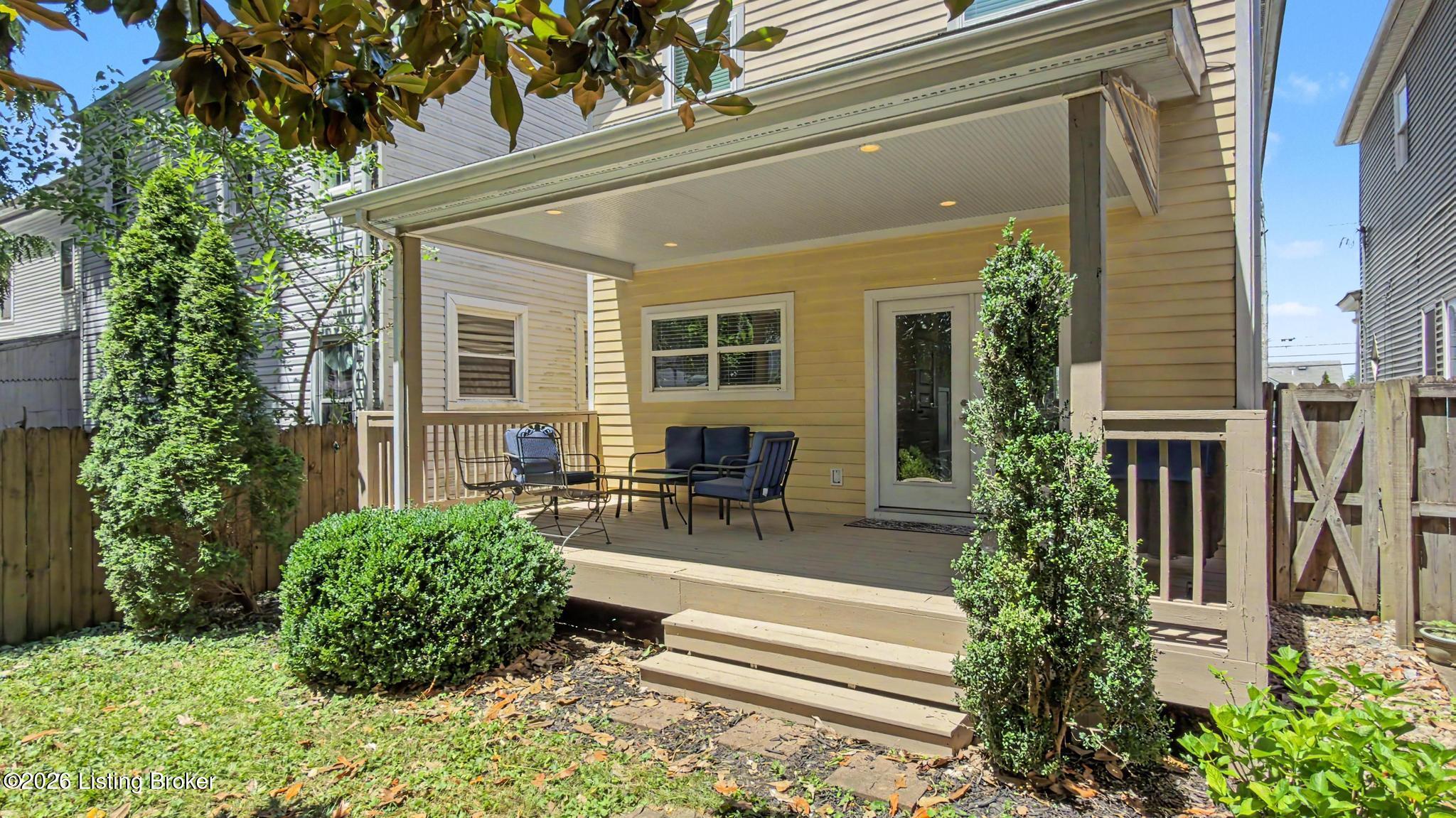 223 Pope St