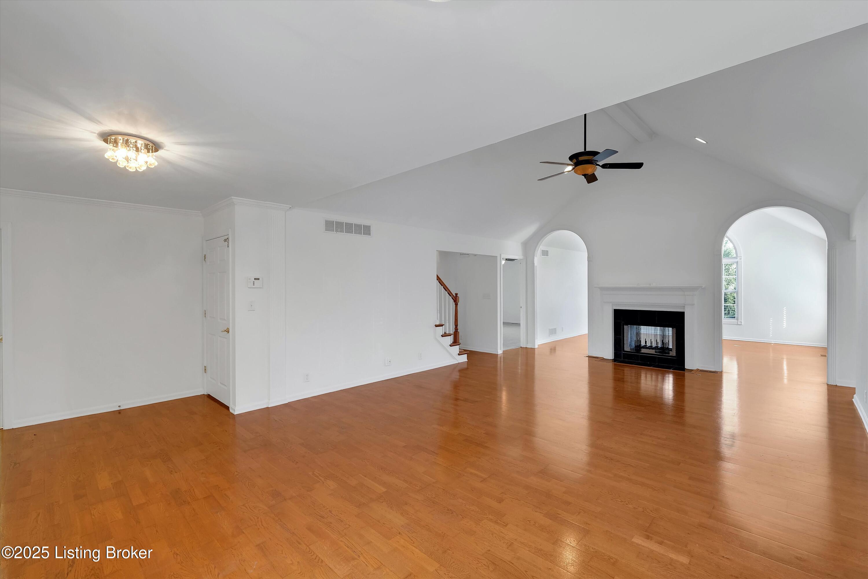 1705 Anchorage Ct