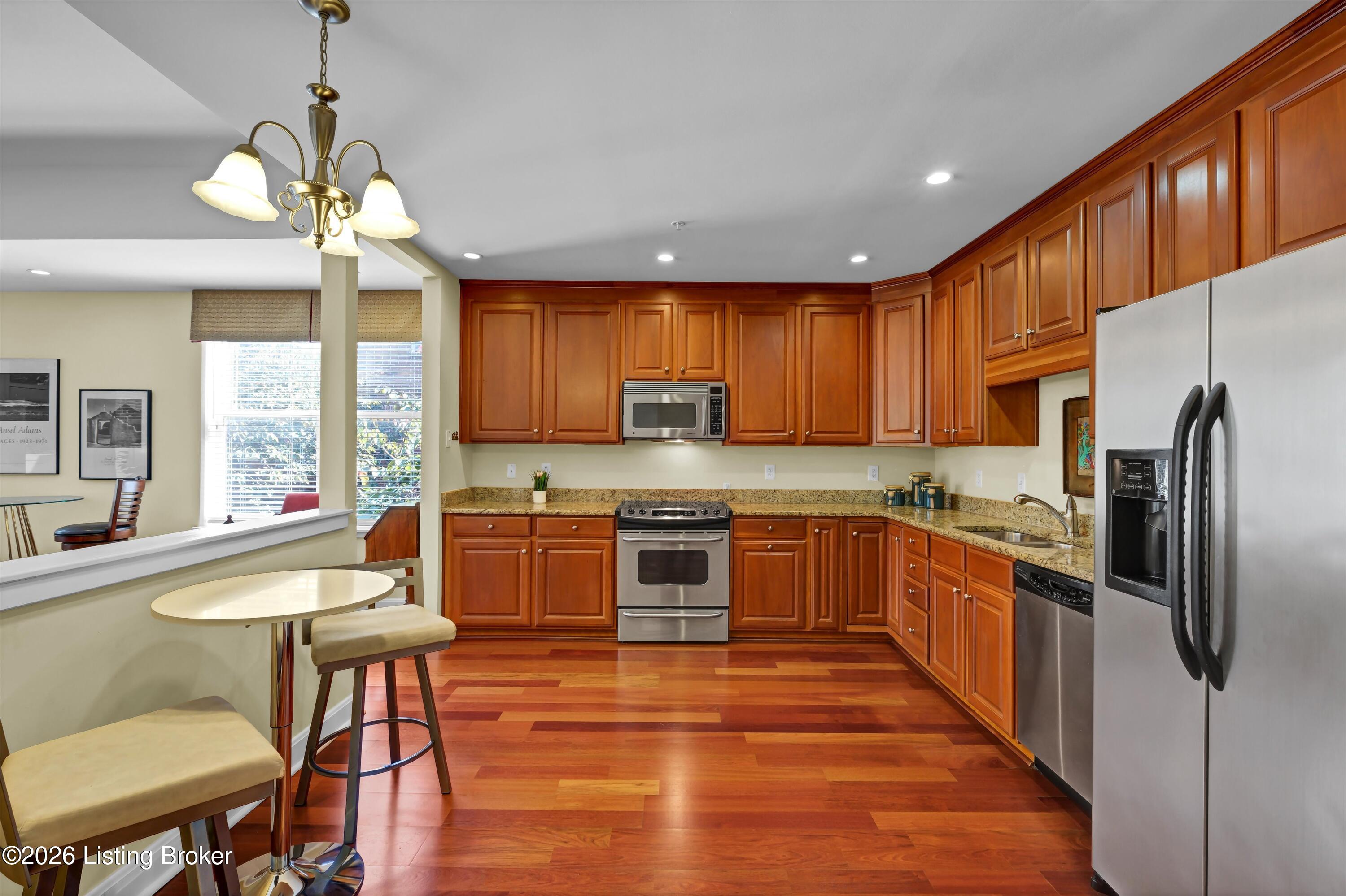 2001 Lancashire Ave 207