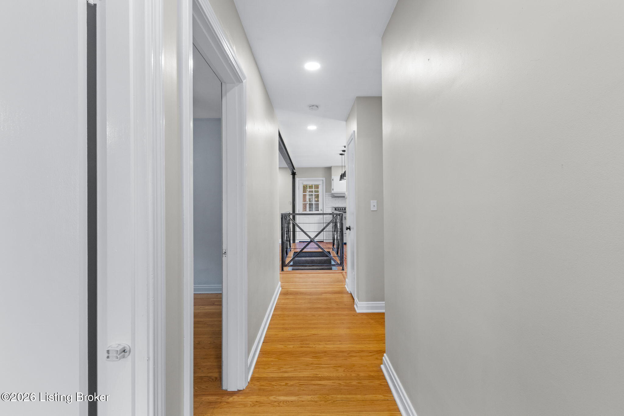 519 Leyton Ave