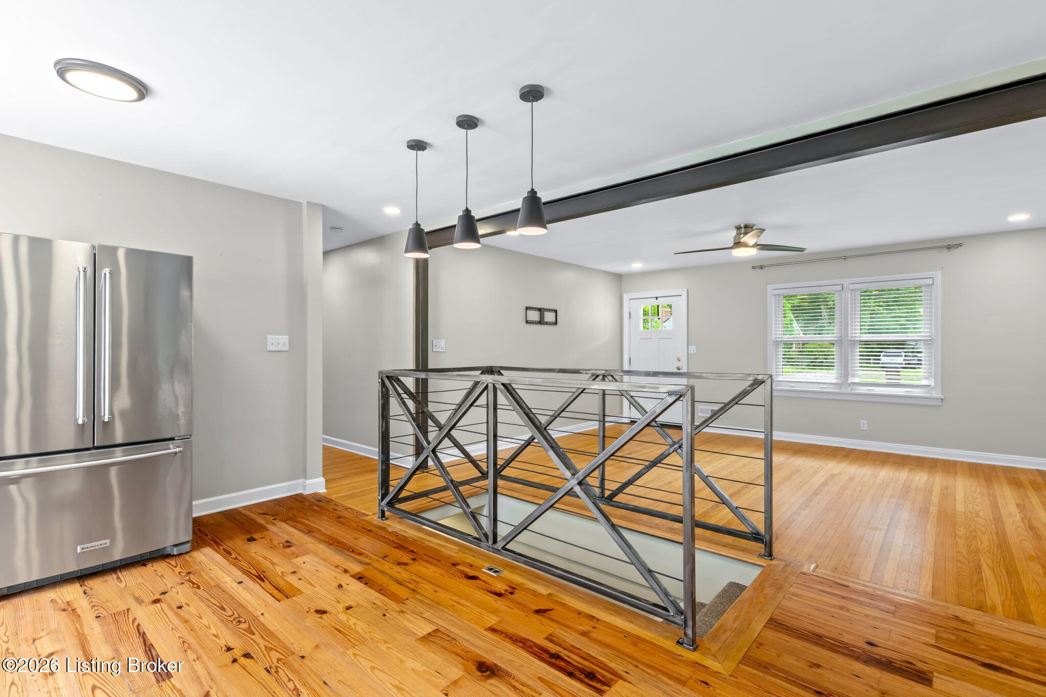 519 Leyton Ave