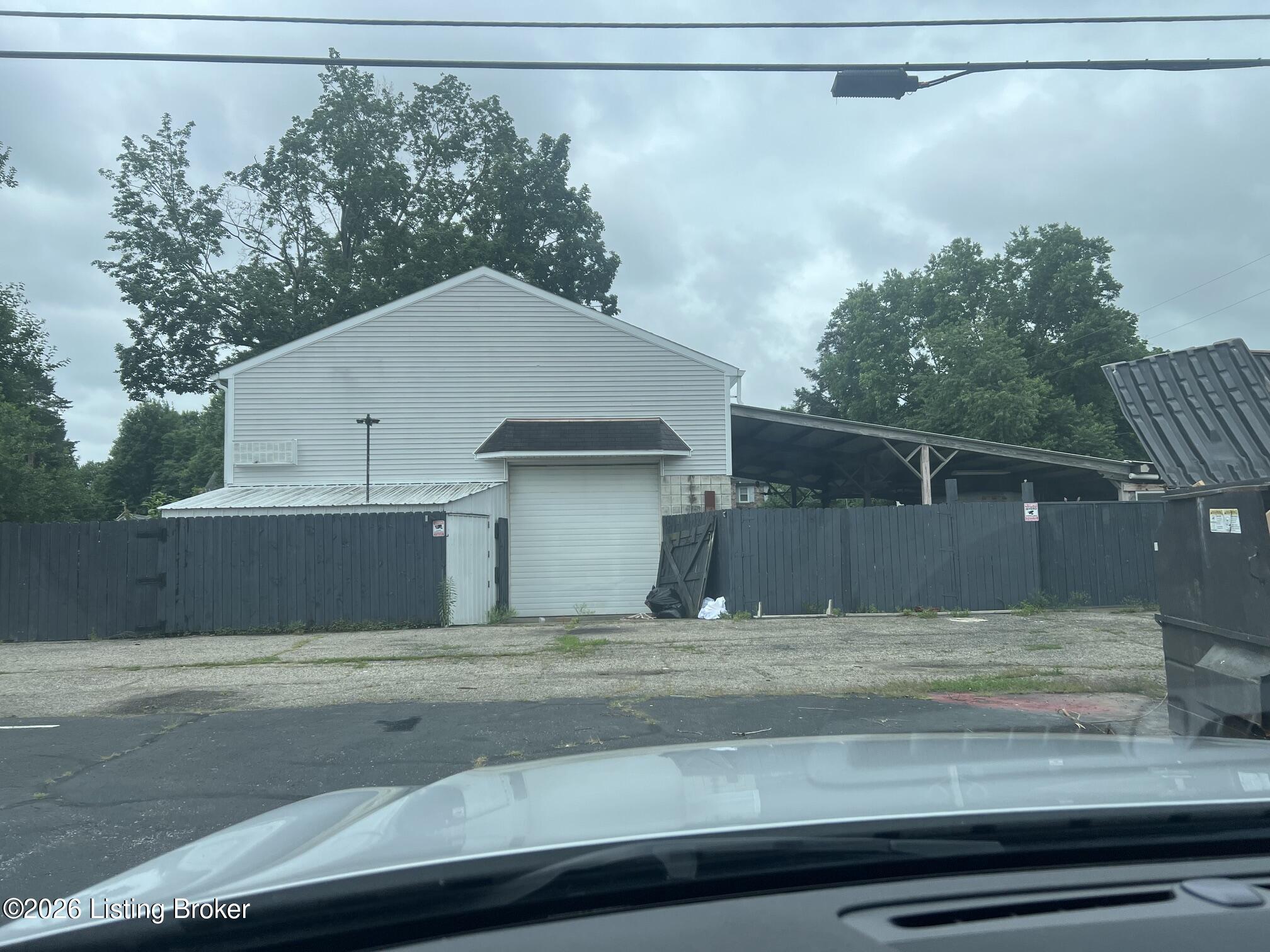 2209 Bashford Manor Ln