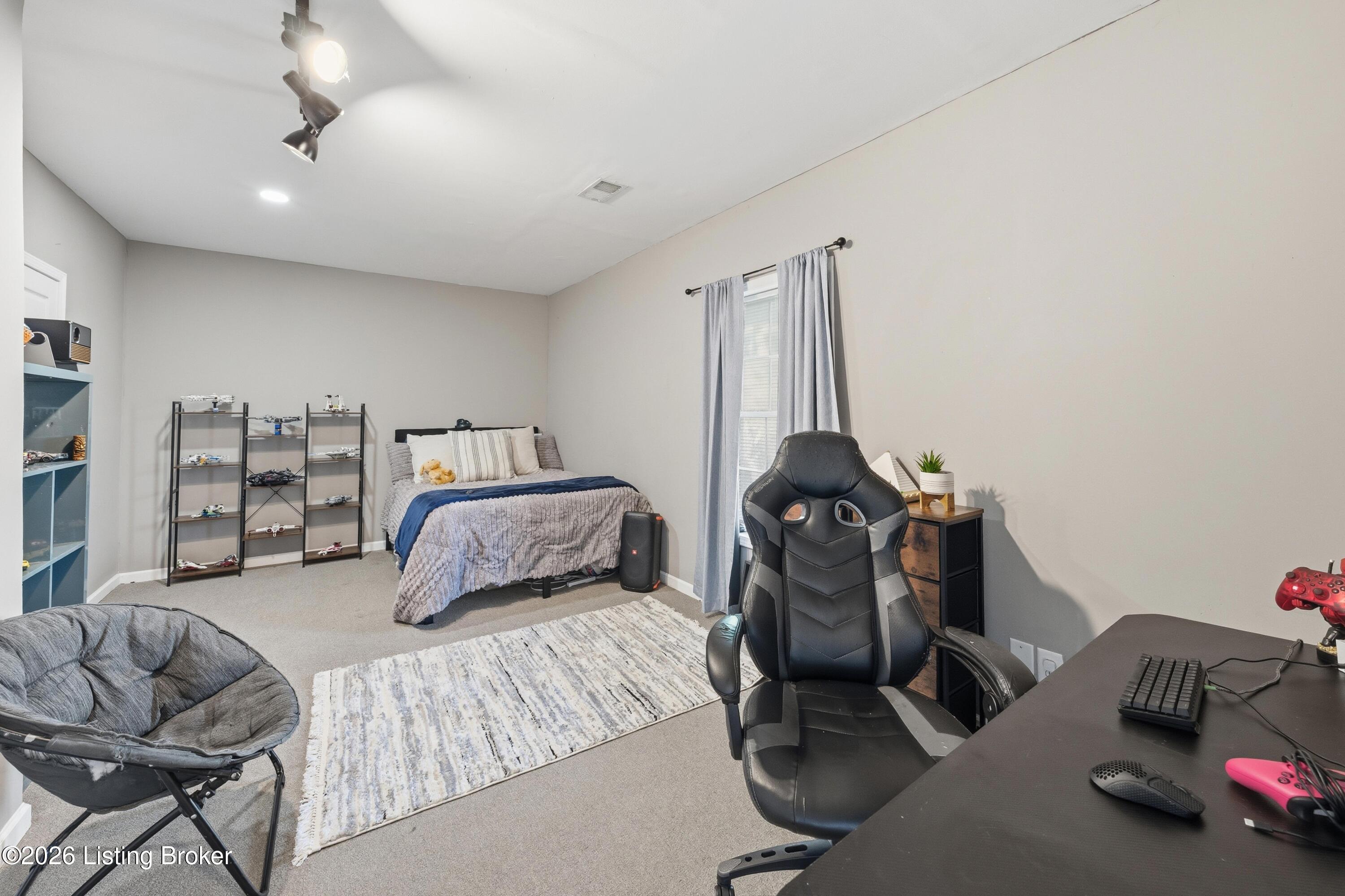 10702 Copper Ridge Dr