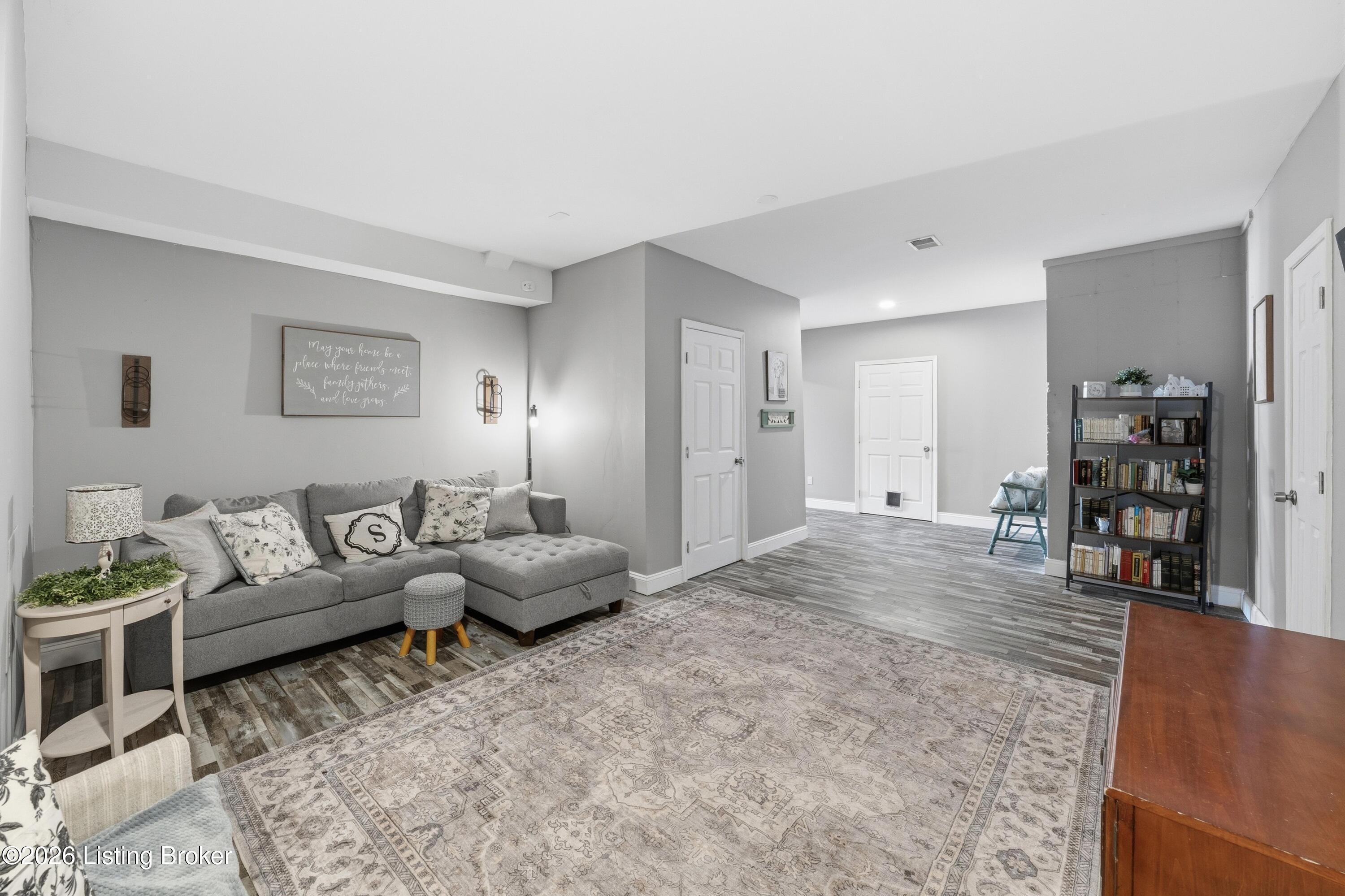 10702 Copper Ridge Dr