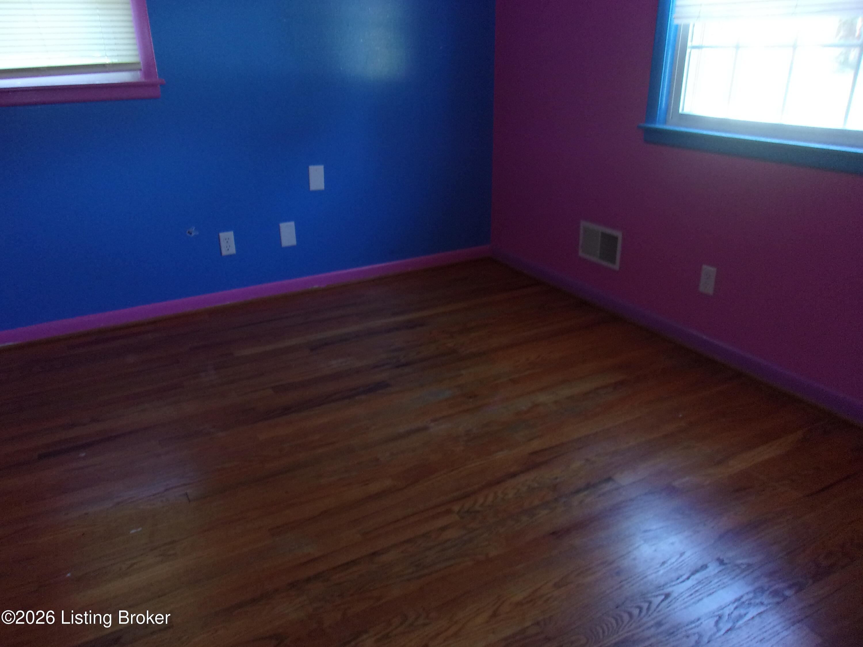 5603 Mosswood Ln