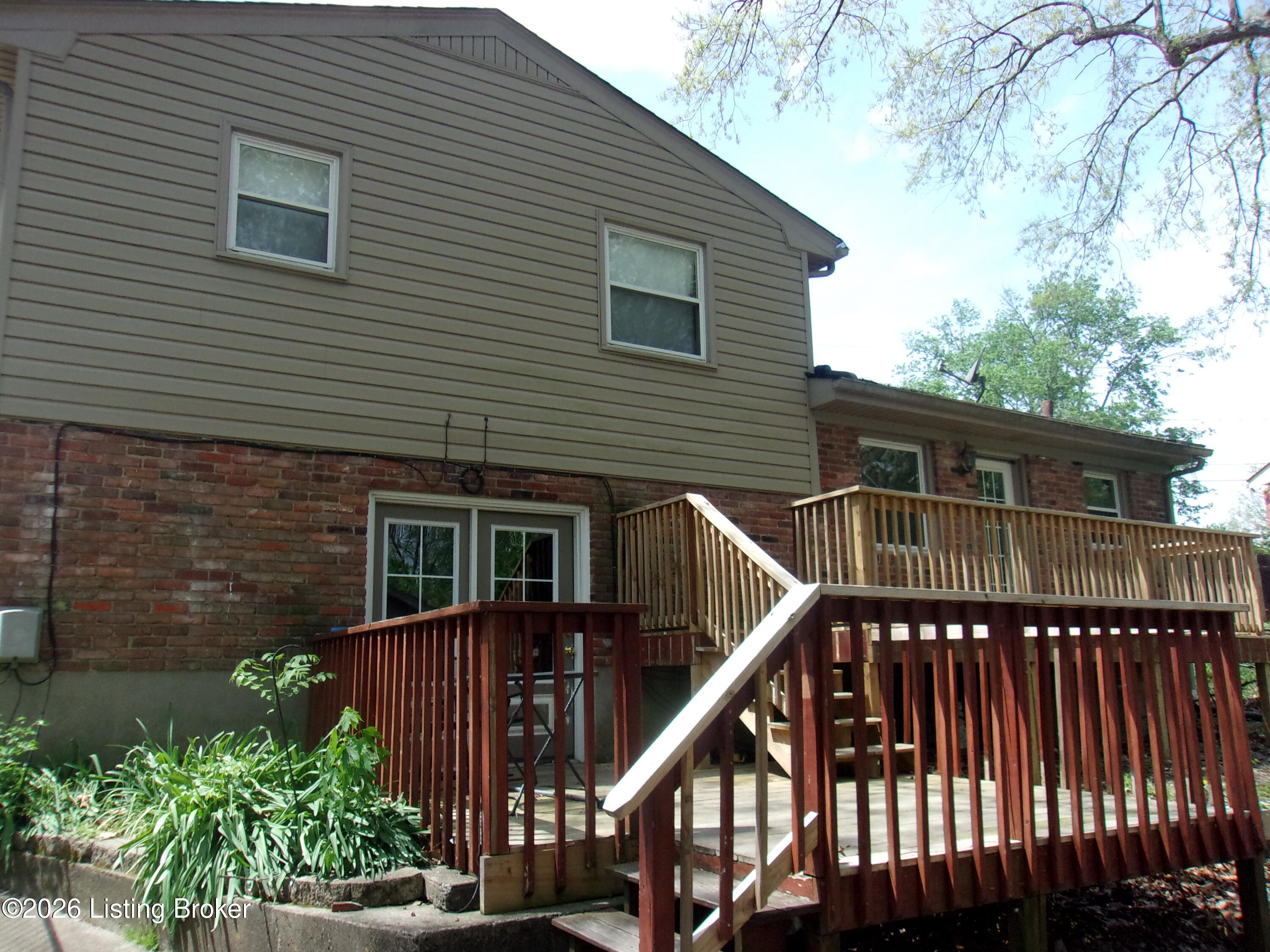 5603 Mosswood Ln