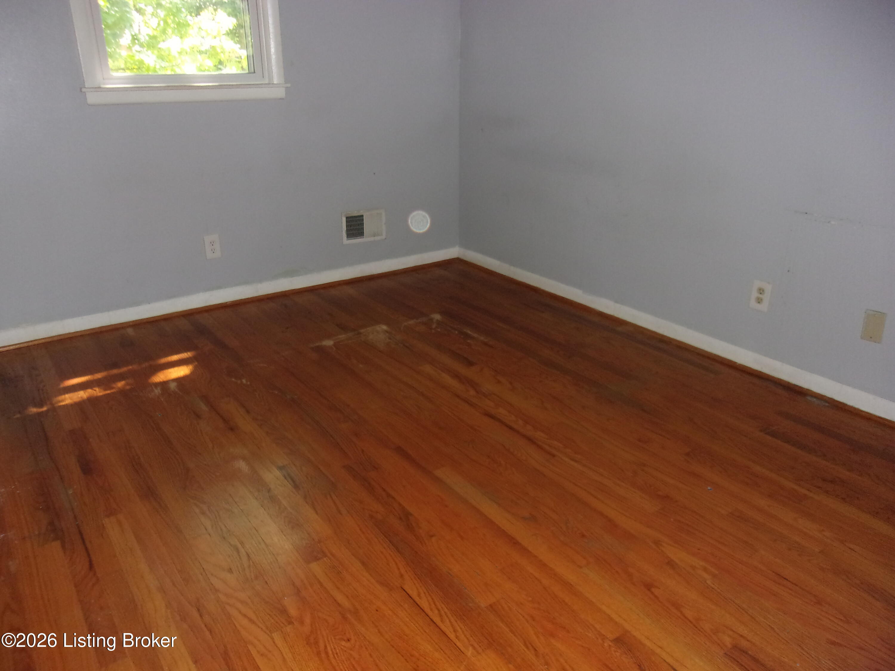 5603 Mosswood Ln