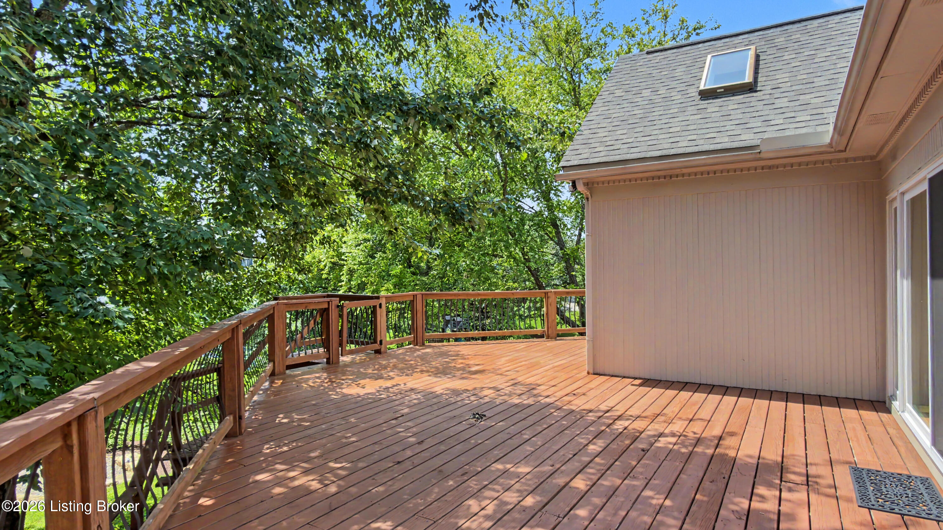 10704 High Grove Pl