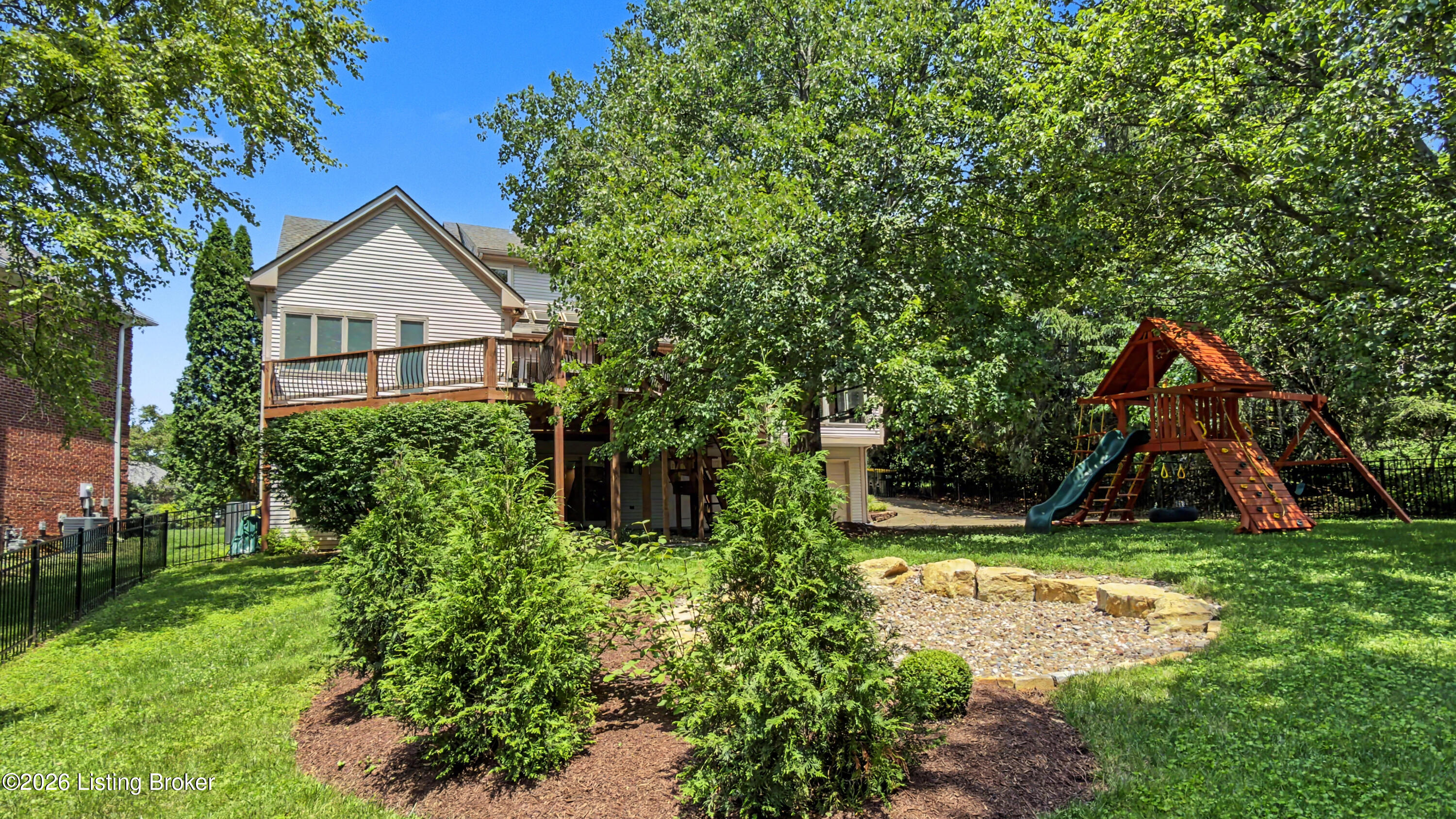 10704 High Grove Pl