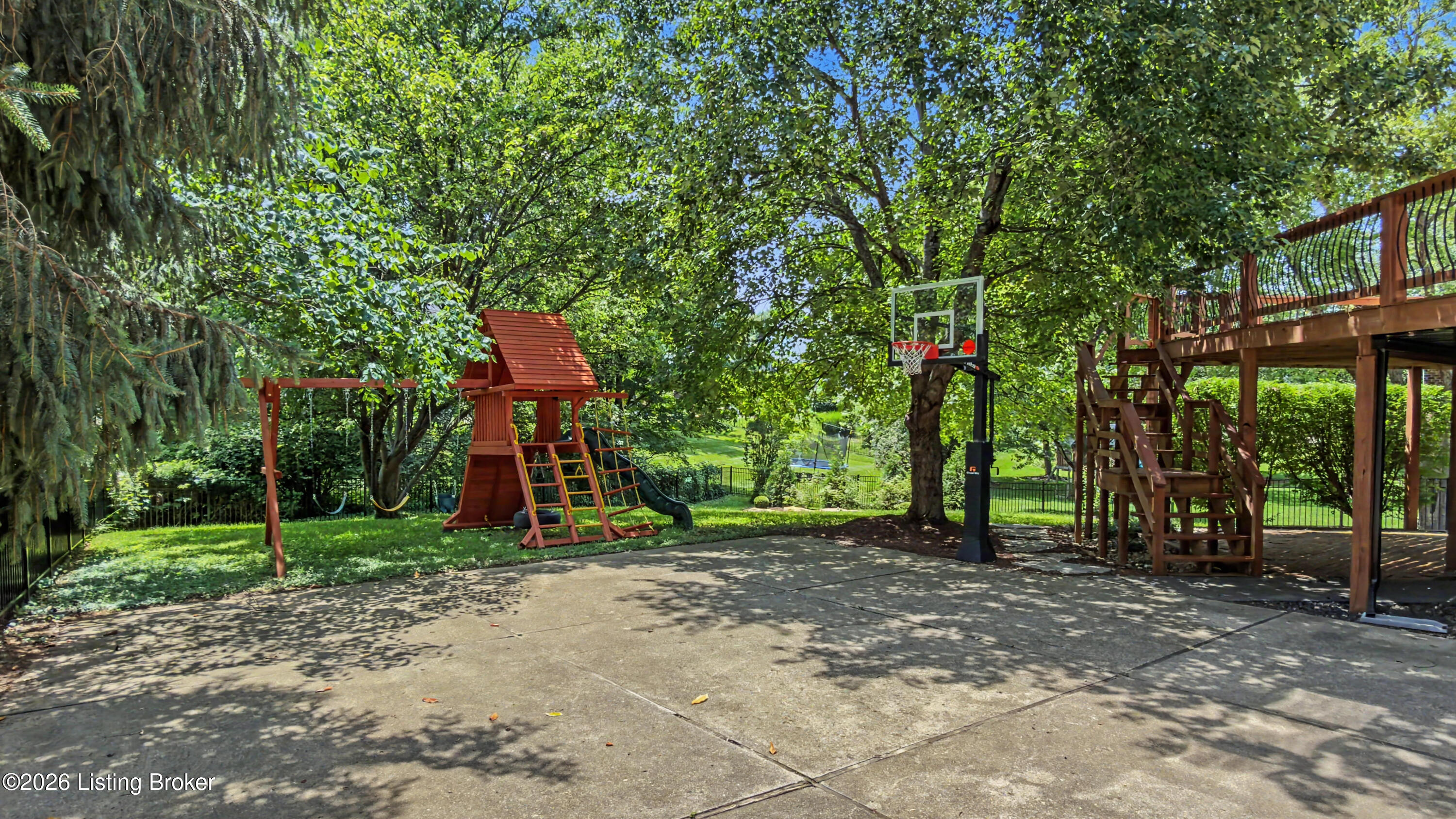 10704 High Grove Pl