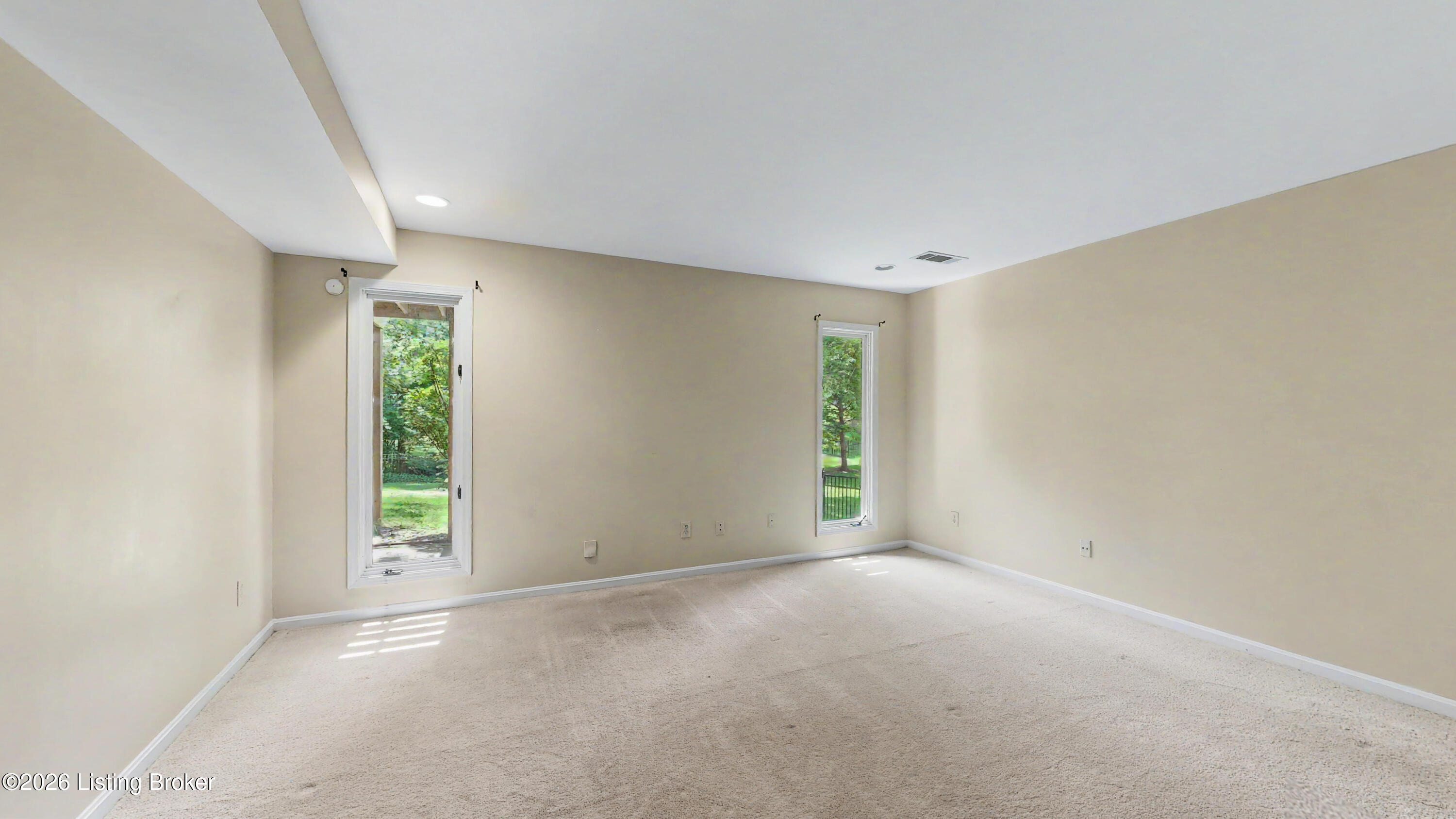 10704 High Grove Pl