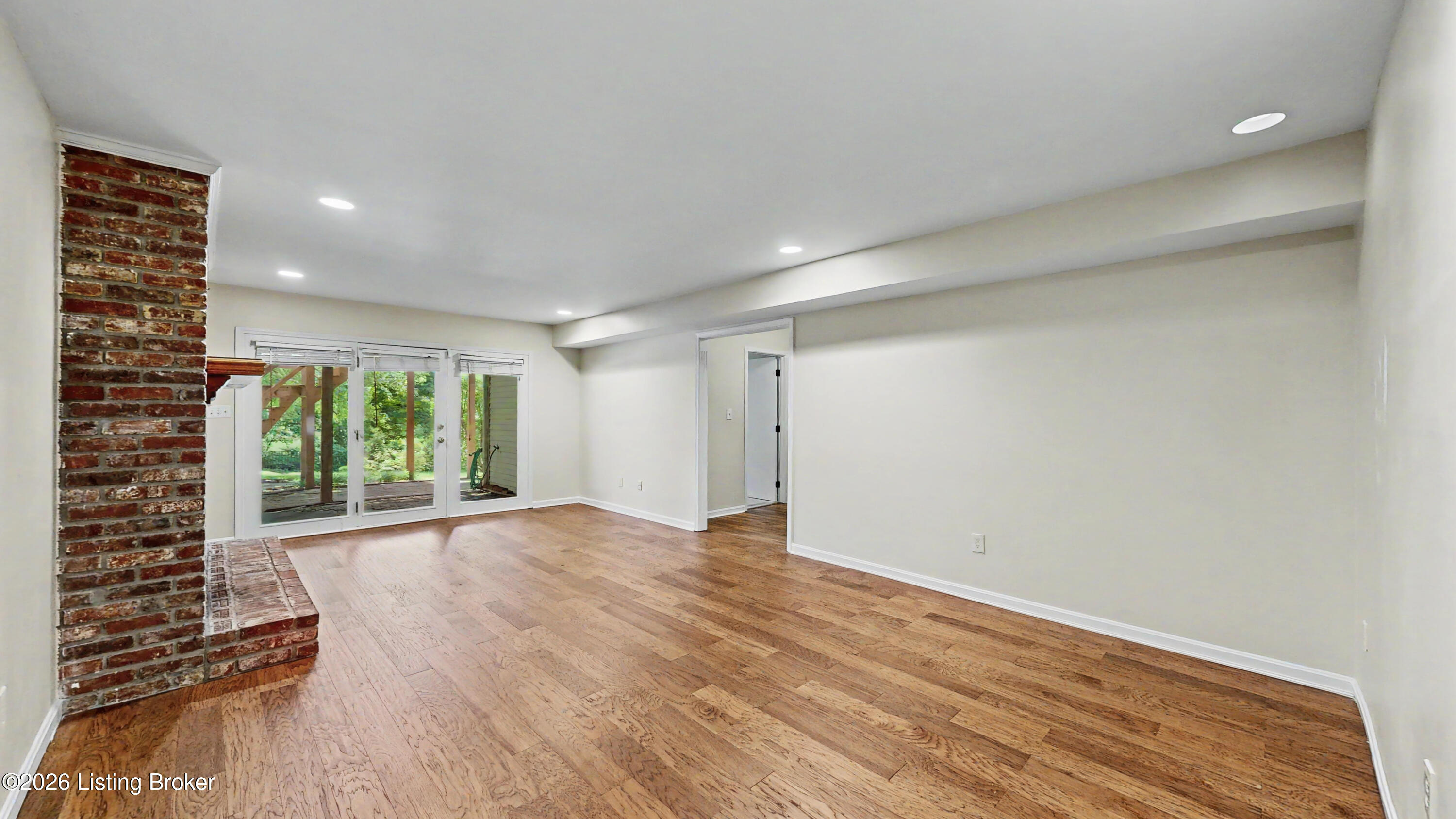 10704 High Grove Pl