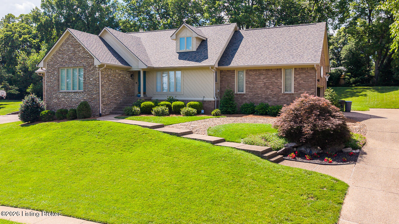 4513 Wolfspring Dr