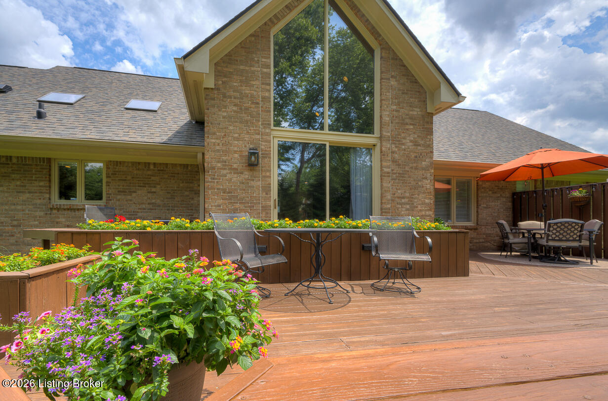 4513 Wolfspring Dr