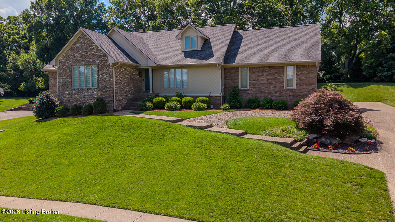 4513 Wolfspring Dr