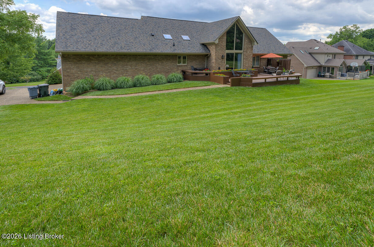 4513 Wolfspring Dr