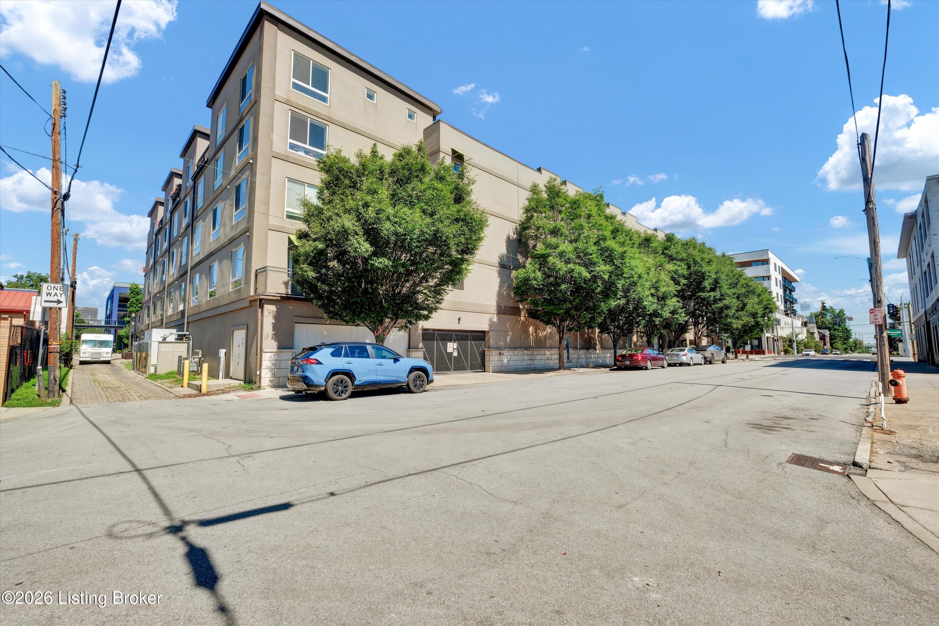 110 S Campbell St 313