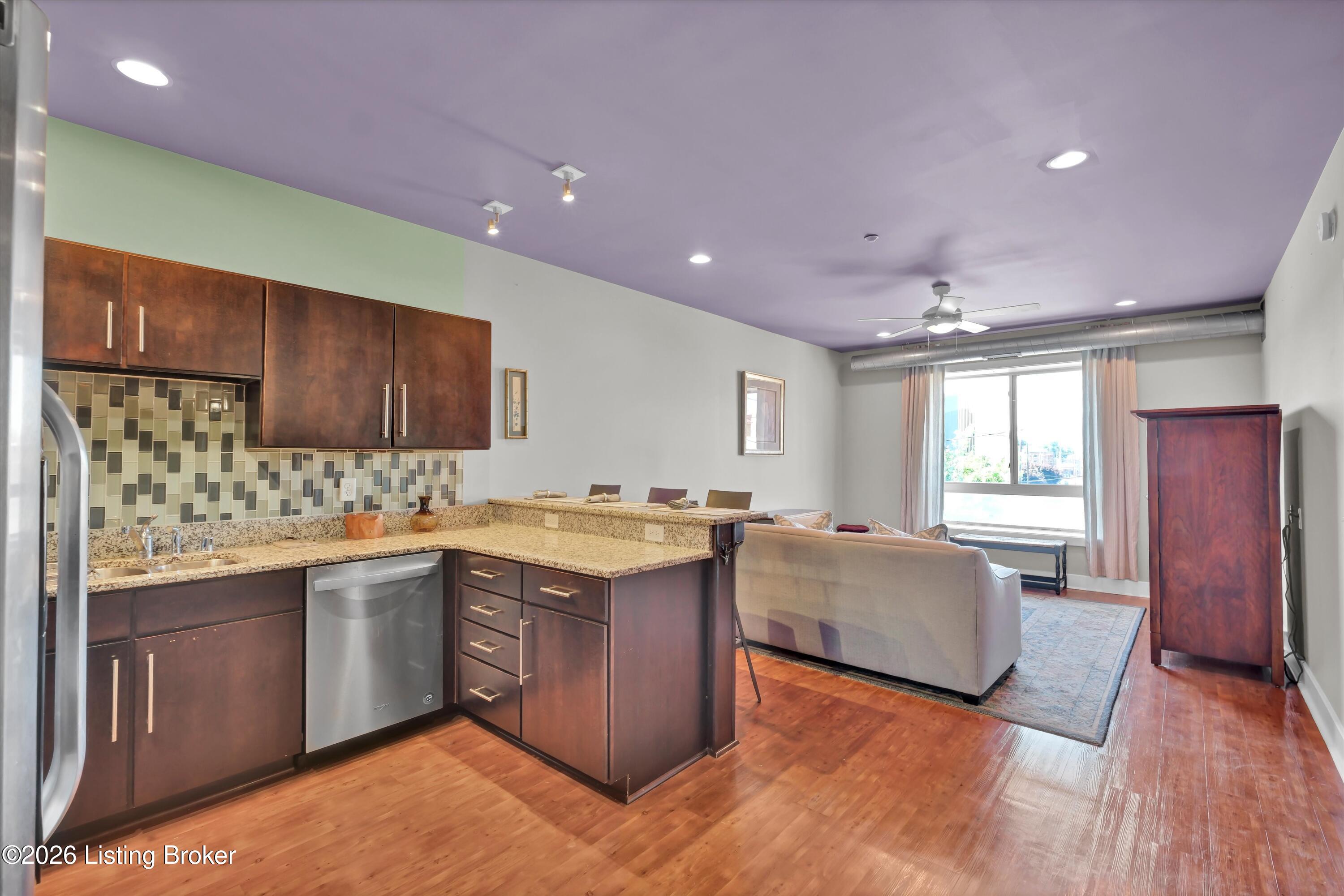 110 S Campbell St 313