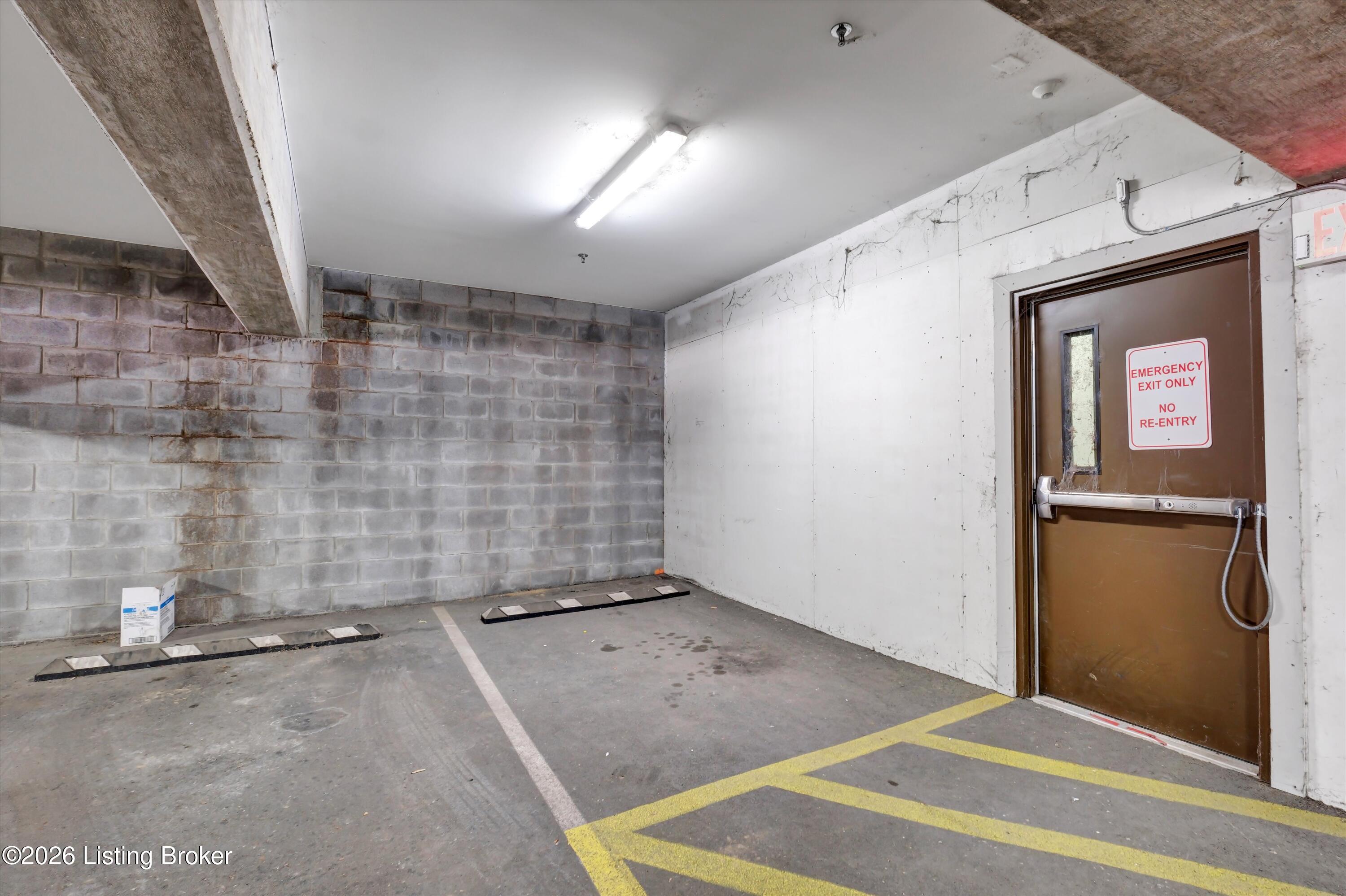 110 S Campbell St 313