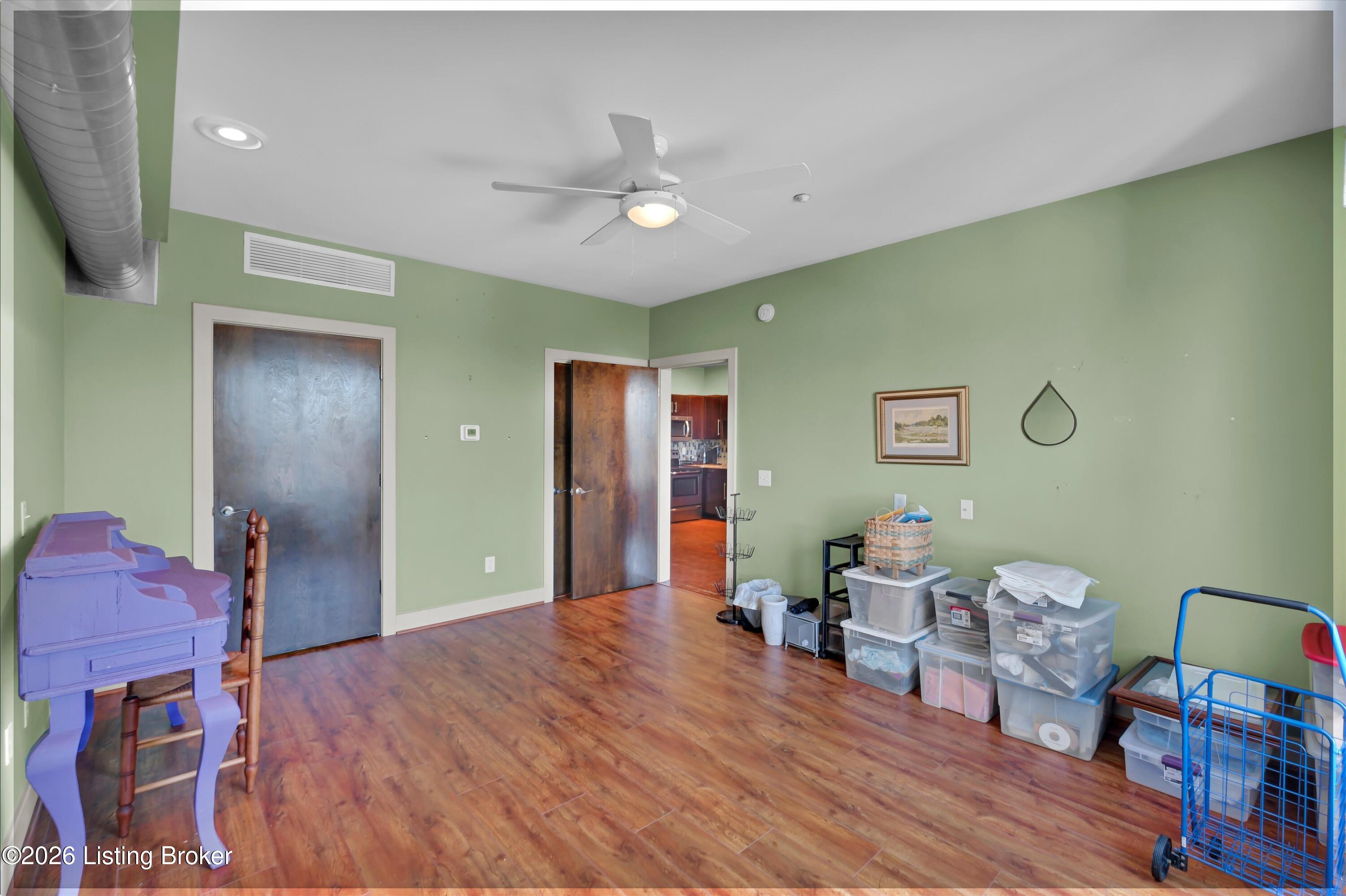 110 S Campbell St 313