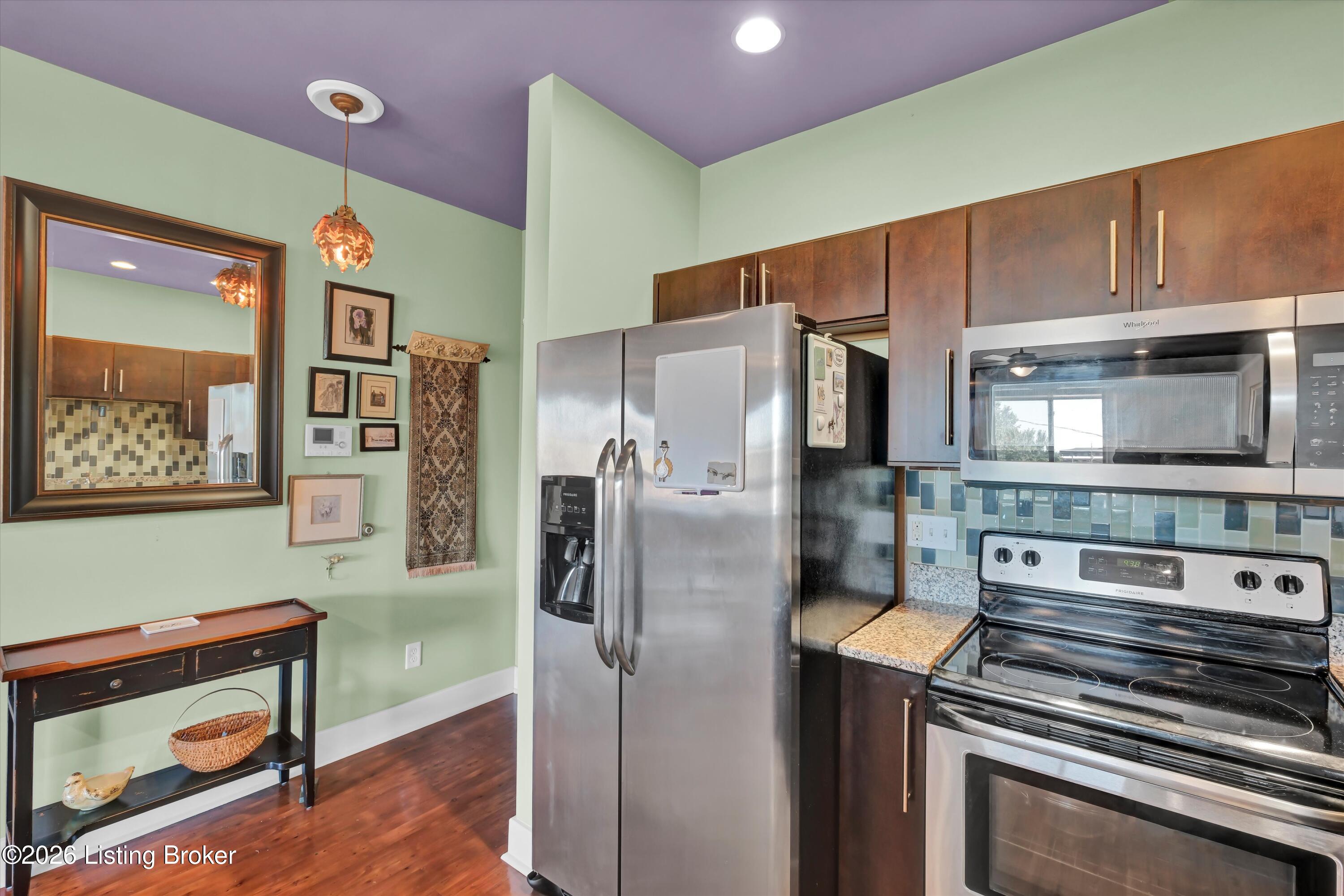 110 S Campbell St 313