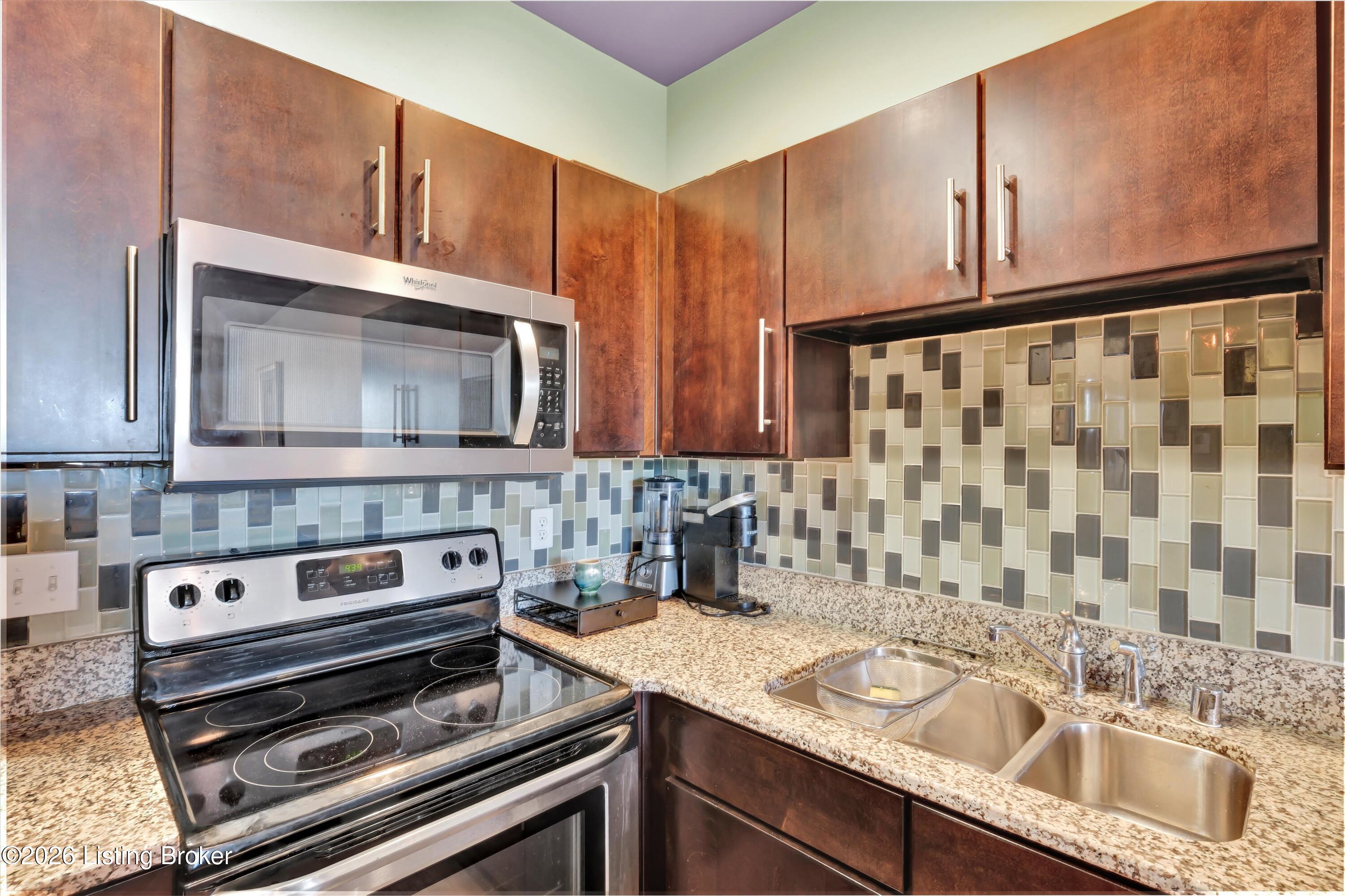 110 S Campbell St 313