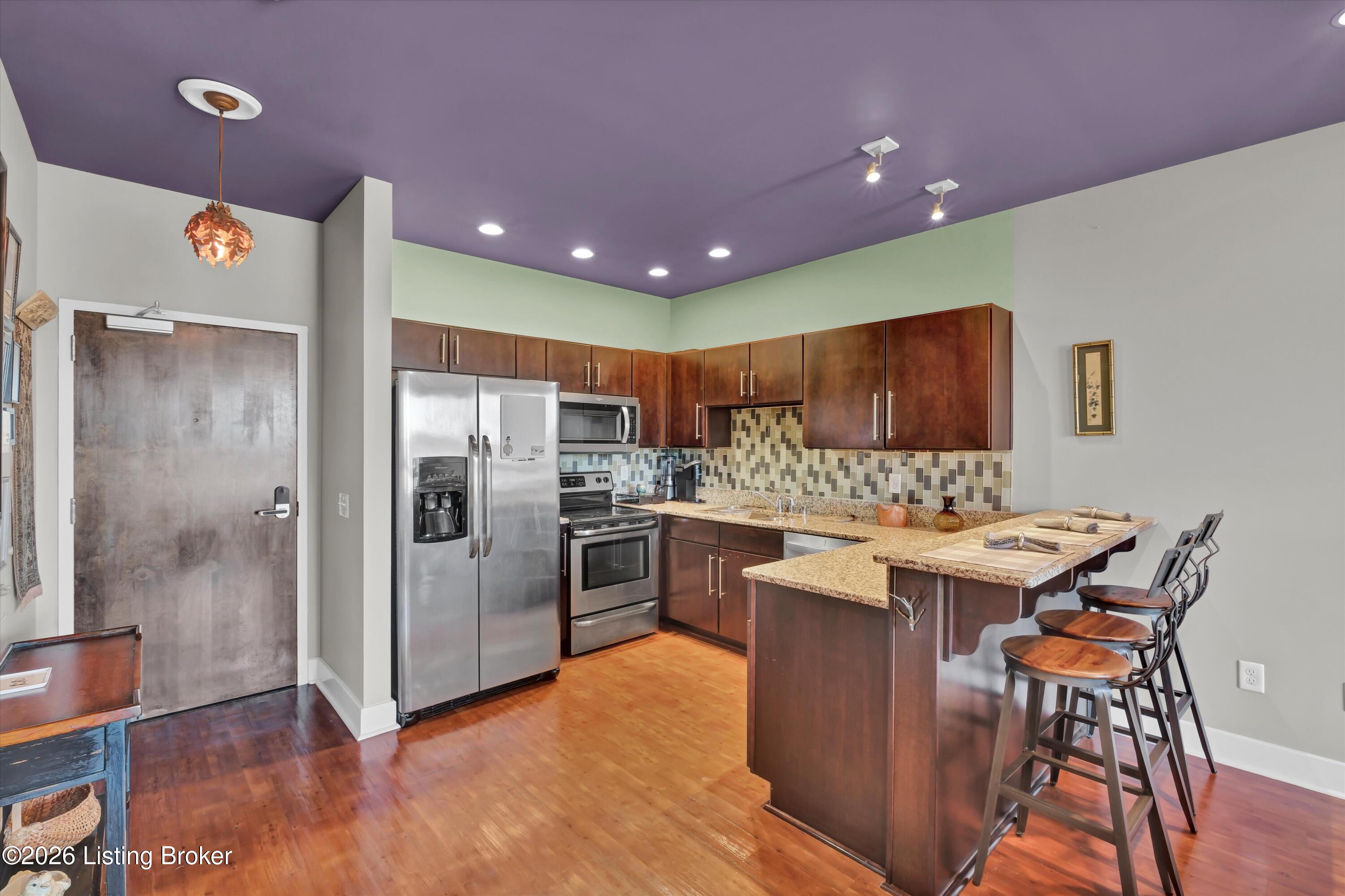 110 S Campbell St 313