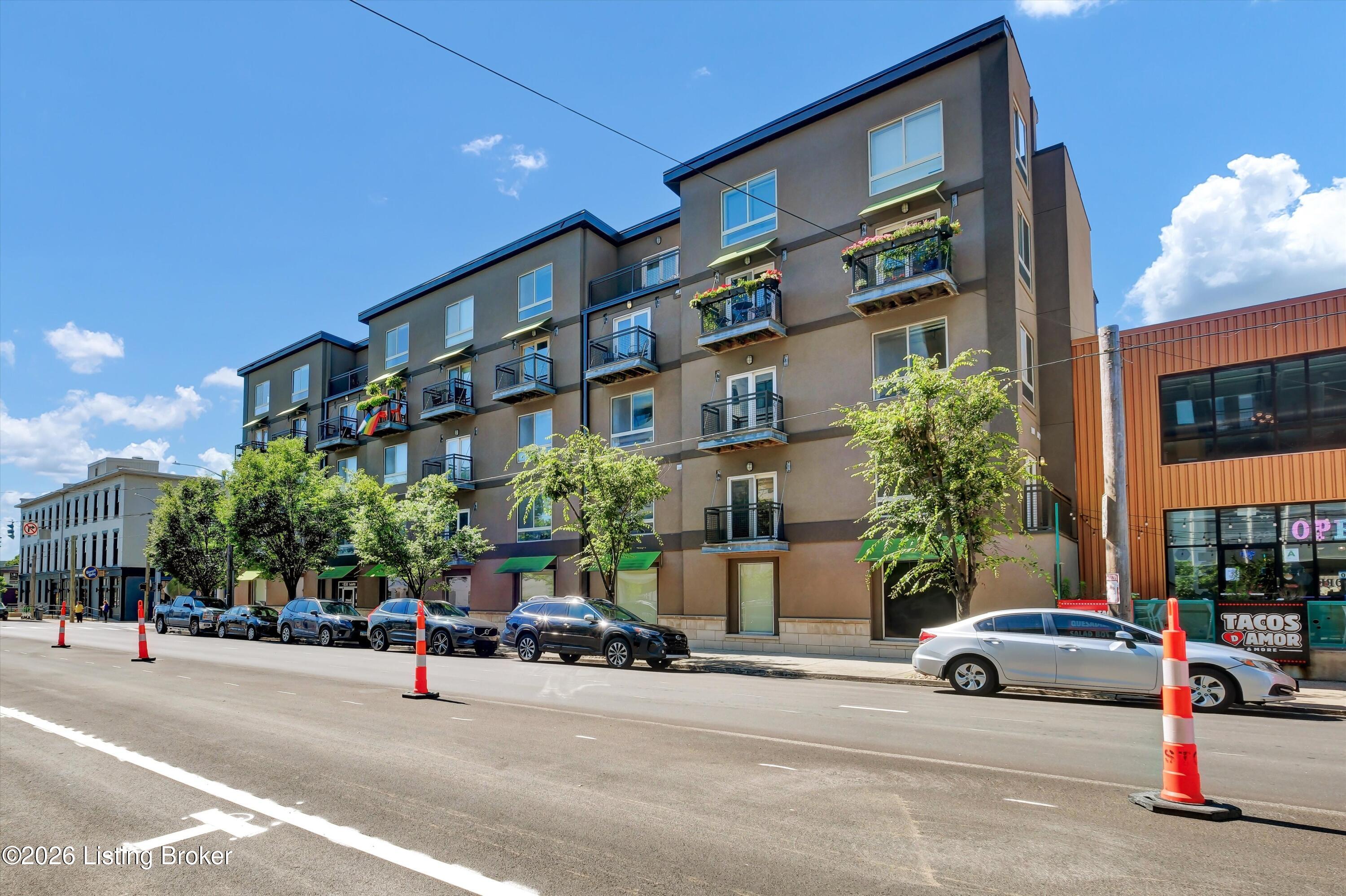 110 S Campbell St 313