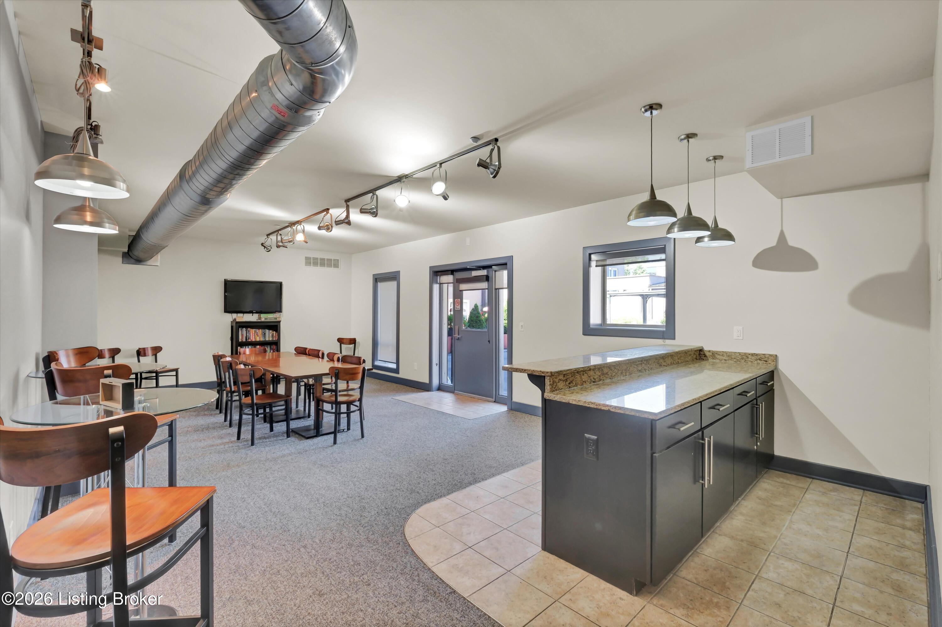 110 S Campbell St 313