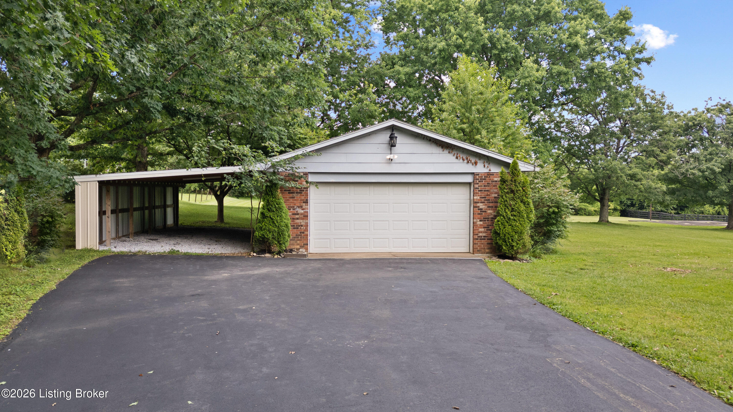 7420 Routt Rd