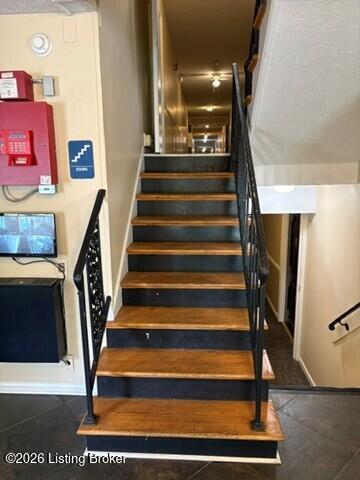 165 Thierman Ln 208