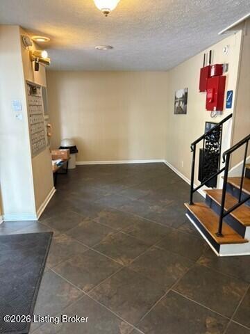165 Thierman Ln 208