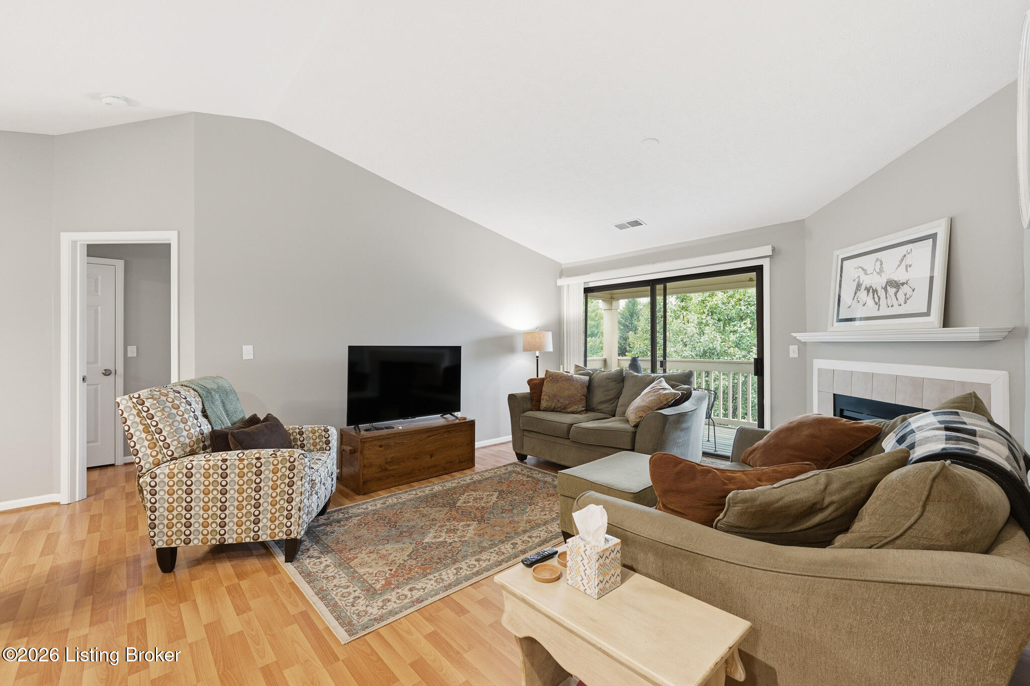 8401 Ambrosse Ln 207
