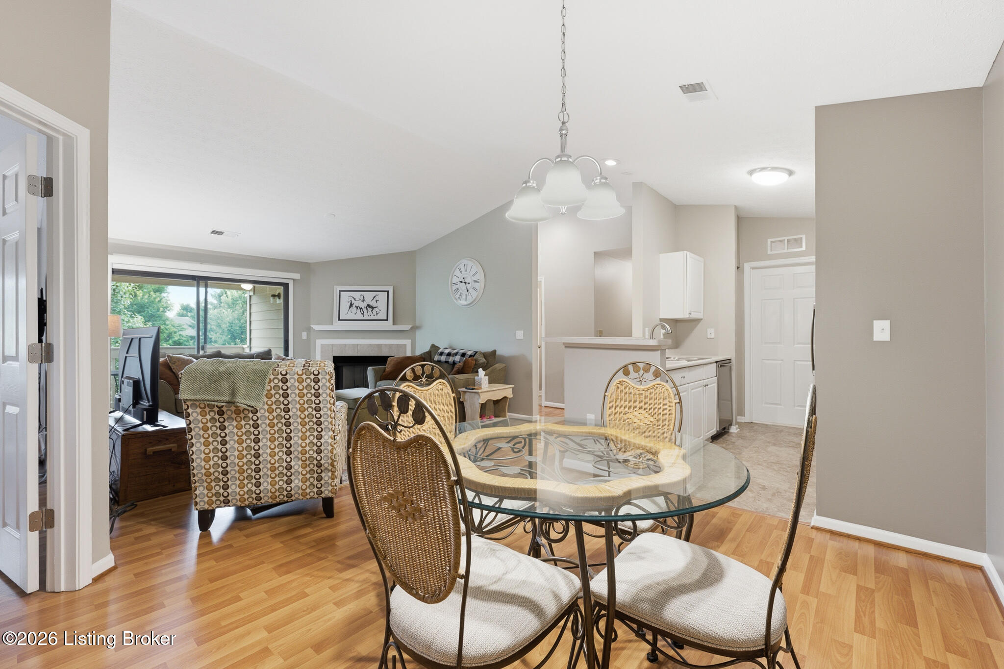 8401 Ambrosse Ln 207