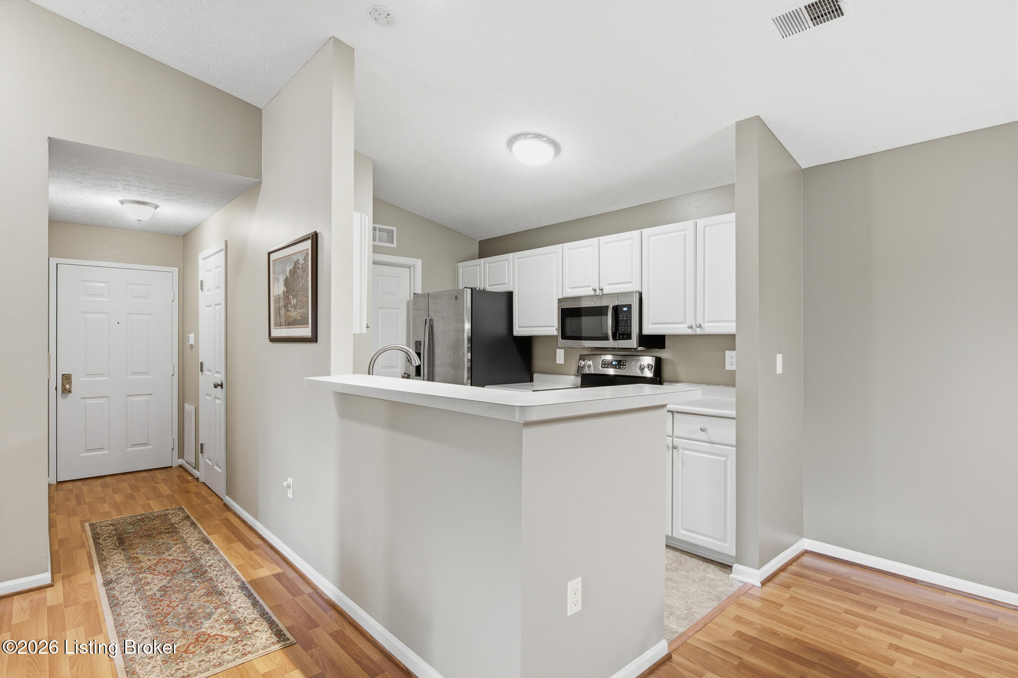 8401 Ambrosse Ln 207