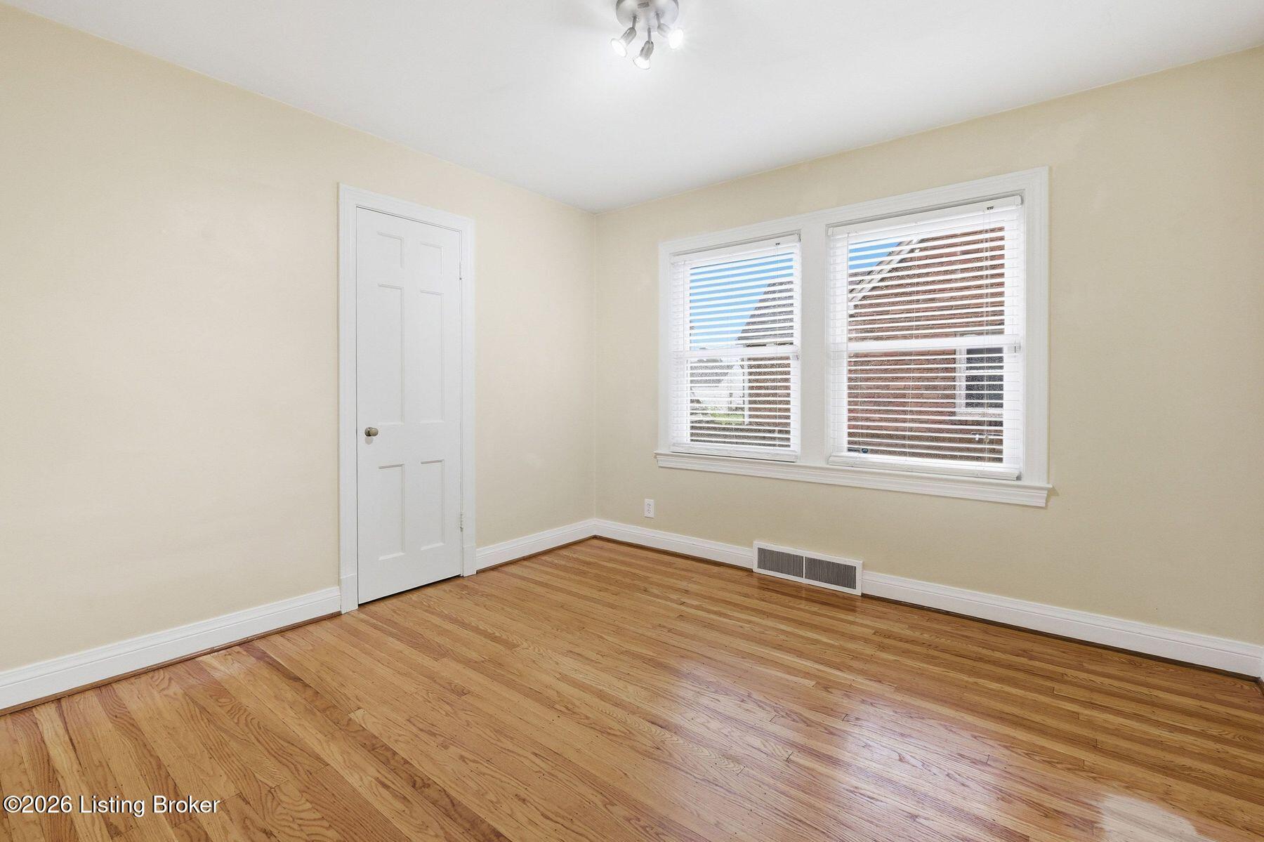 3343 Dayton Ave
