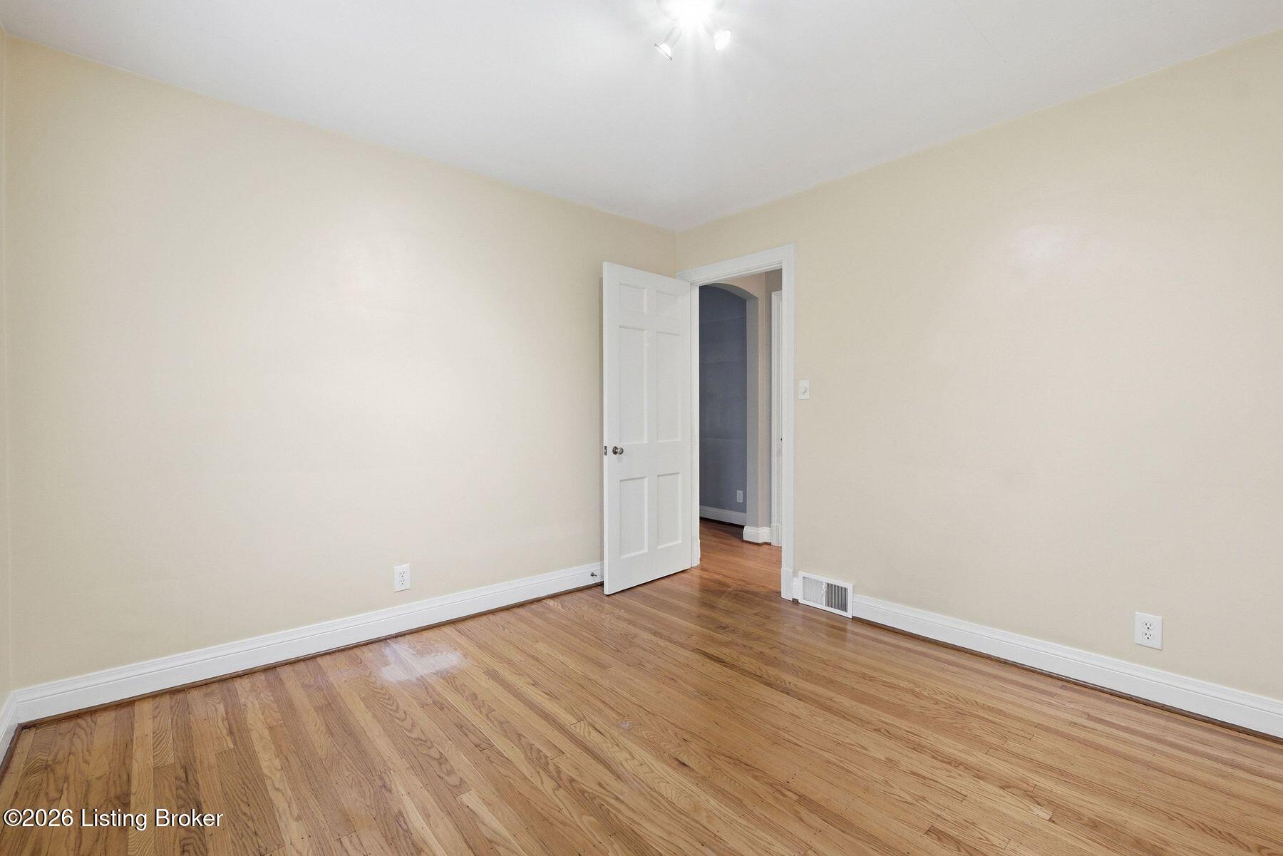 3343 Dayton Ave