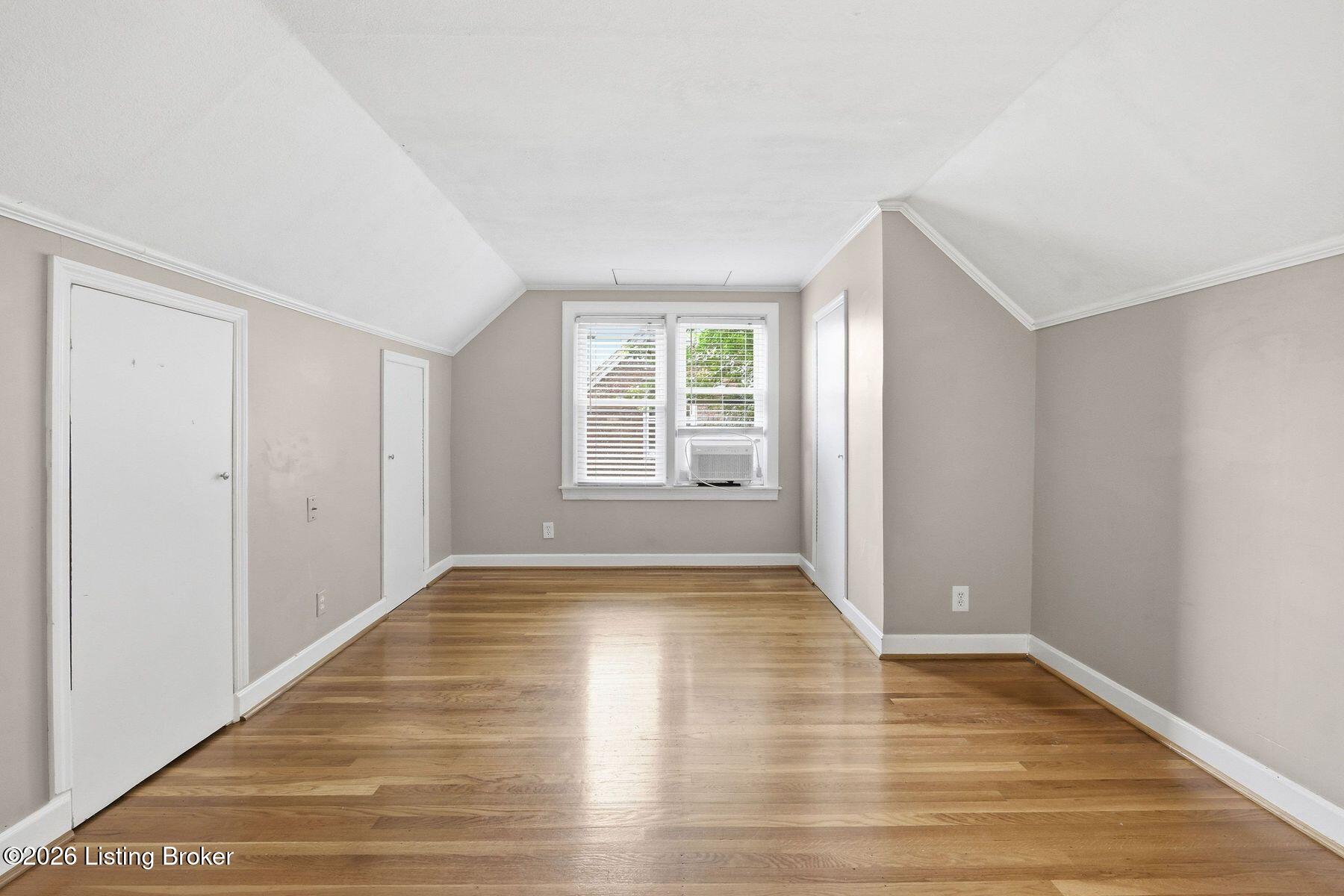 3343 Dayton Ave