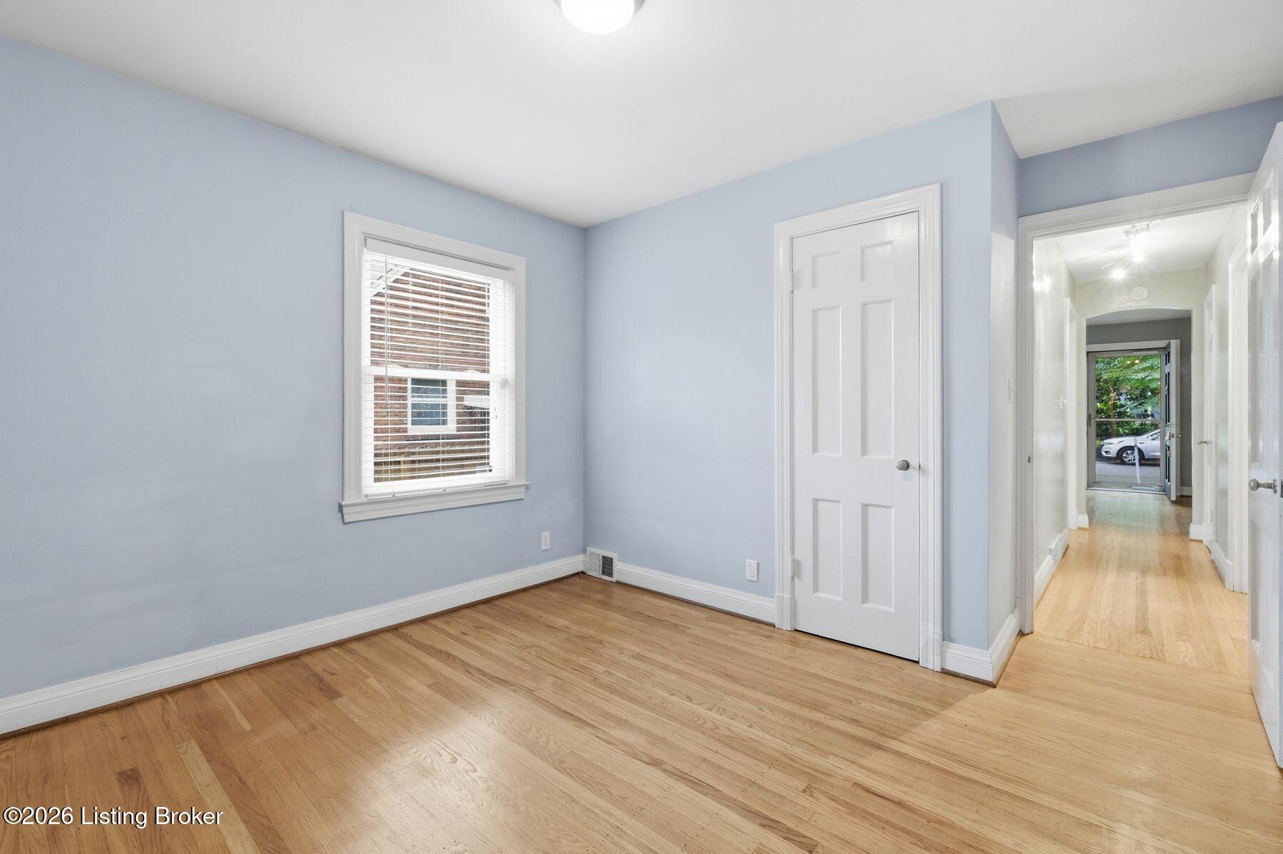 3343 Dayton Ave