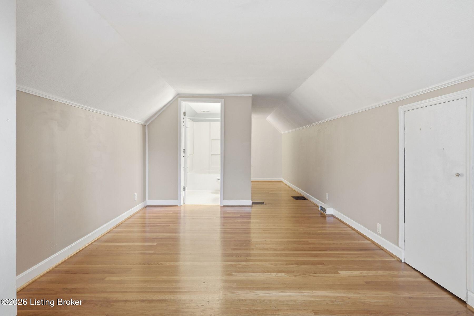 3343 Dayton Ave