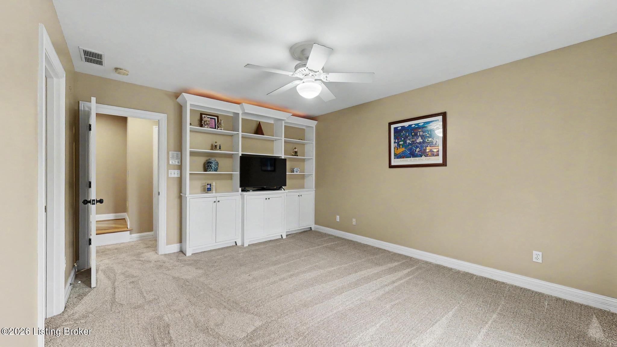 6209 Walnut Ridge Trail
